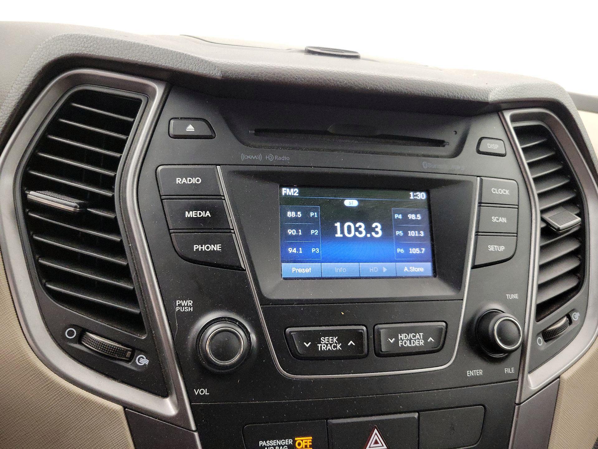 Thumbnail: 2016 Hyundai Santa Fe - 15