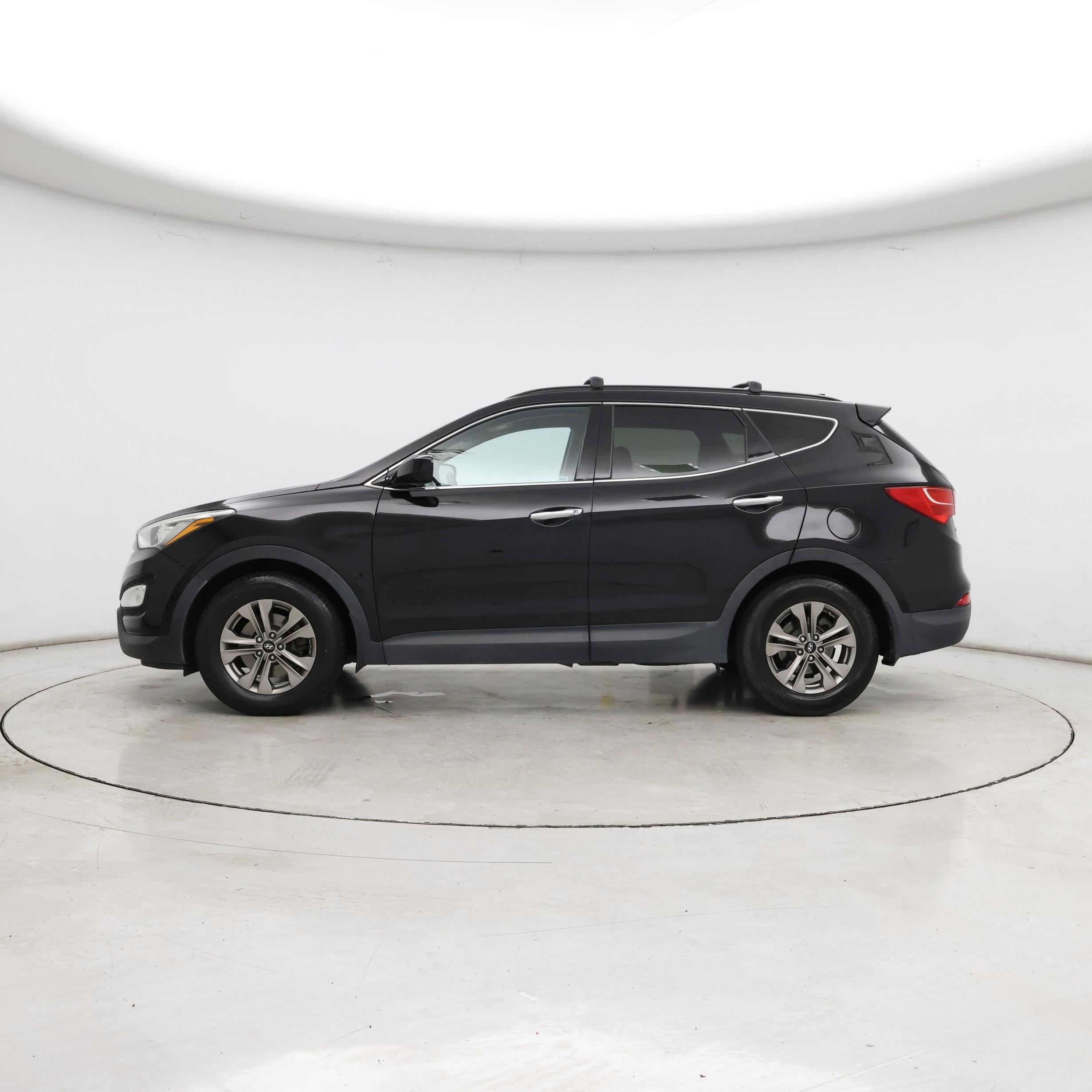 Thumbnail: 2016 Hyundai Santa Fe - 3
