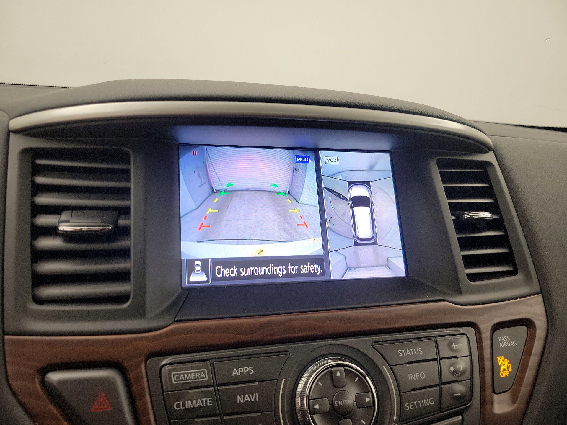 Thumbnail: 2017 Nissan Pathfinder - 15