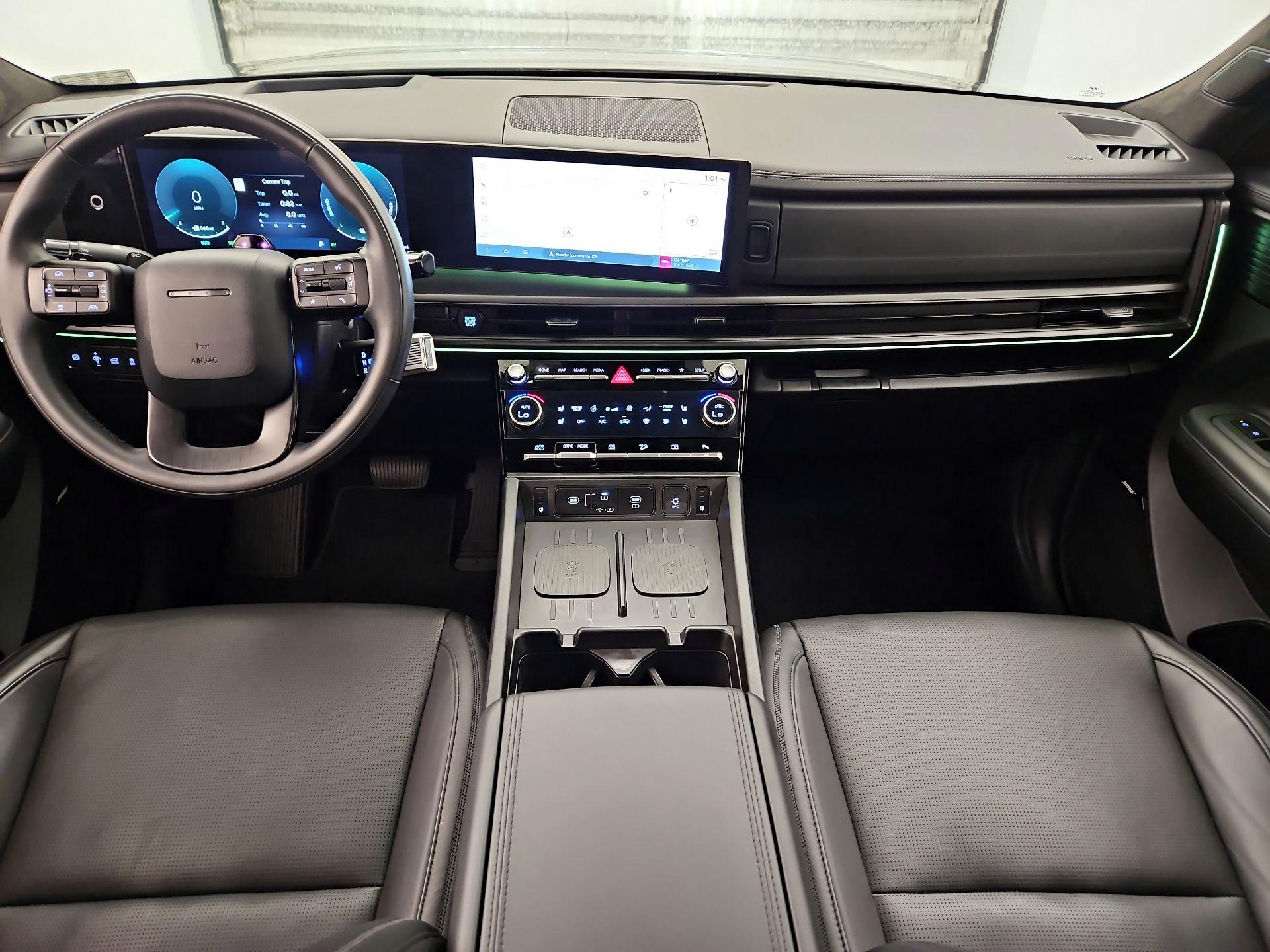 Thumbnail: 2025 Hyundai Santa Fe - 9