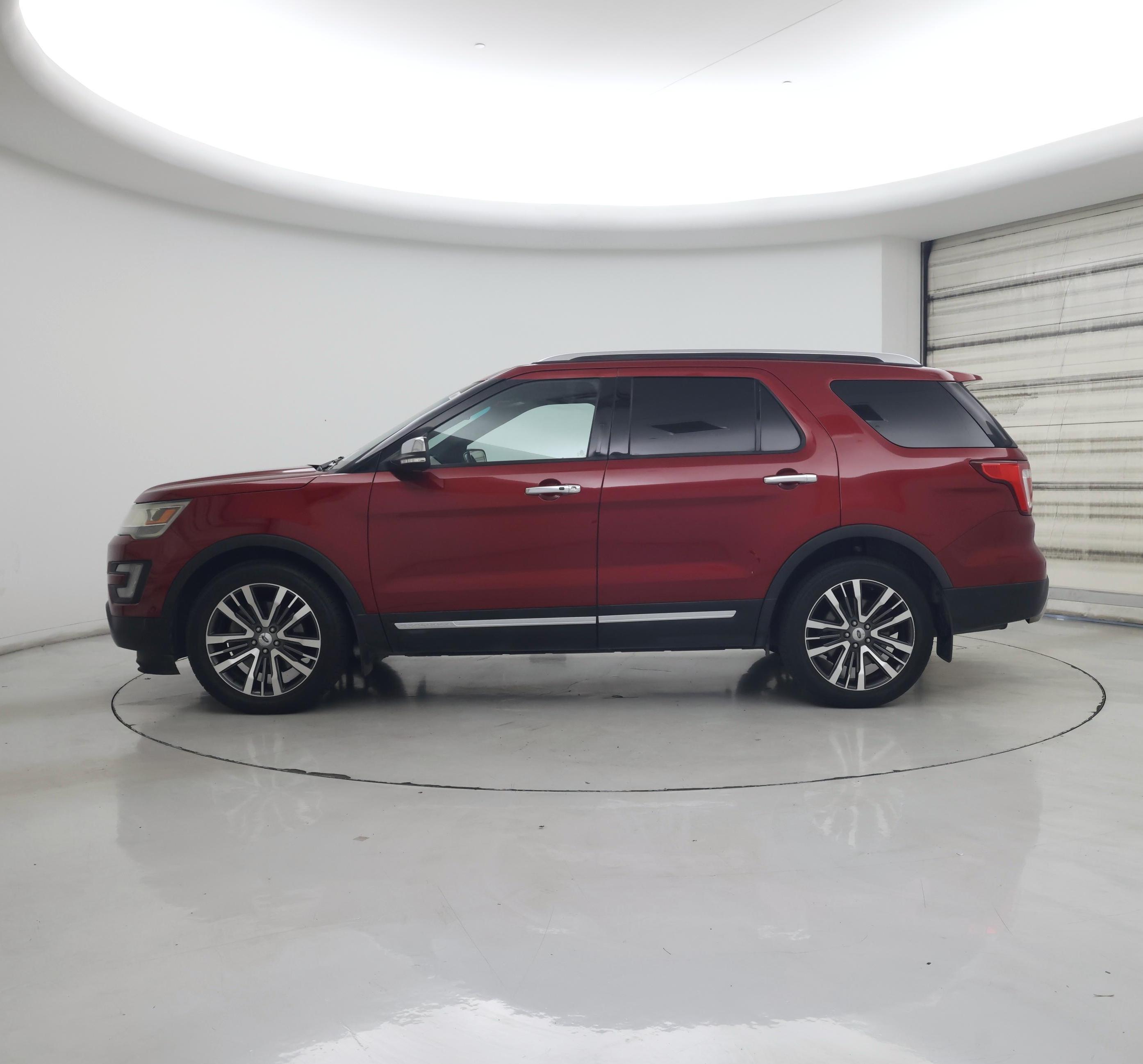 Thumbnail: 2016 Ford Explorer - 3