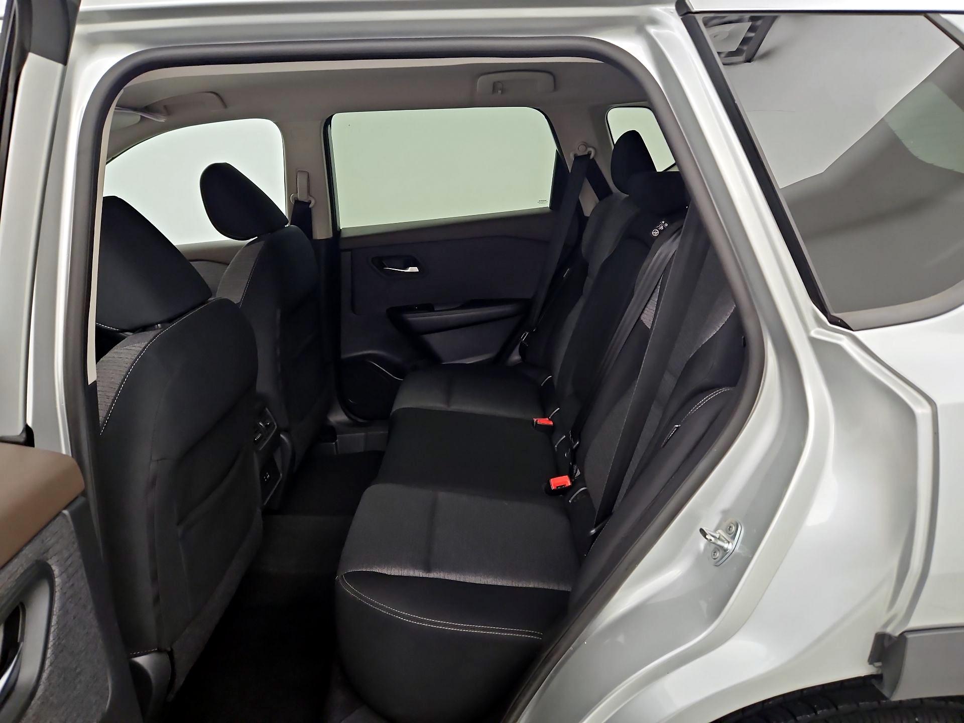Thumbnail: 2021 Nissan Rogue - 19
