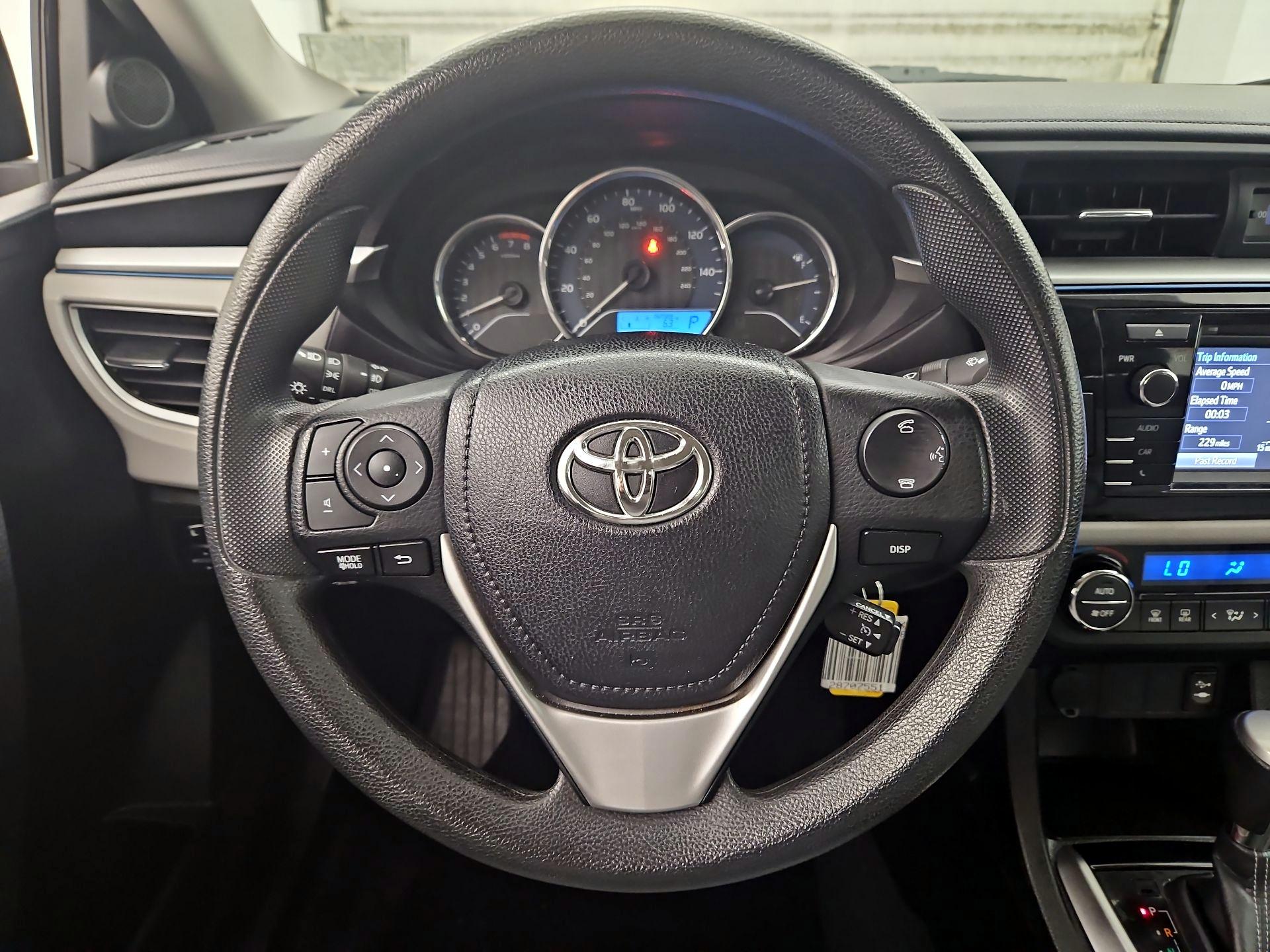 Thumbnail: 2016 Toyota Corolla - 10