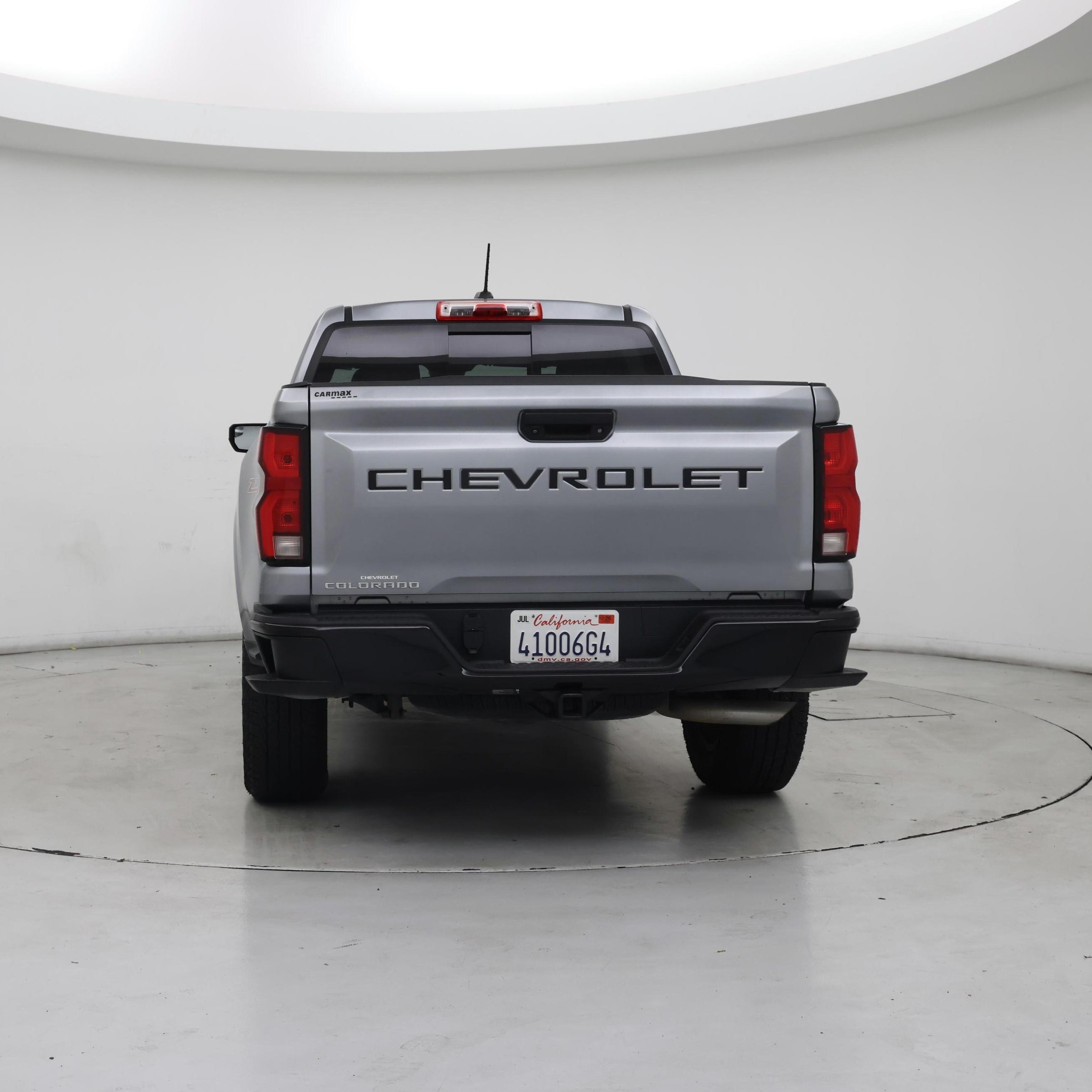 Thumbnail: 2023 Chevrolet Colorado - 6