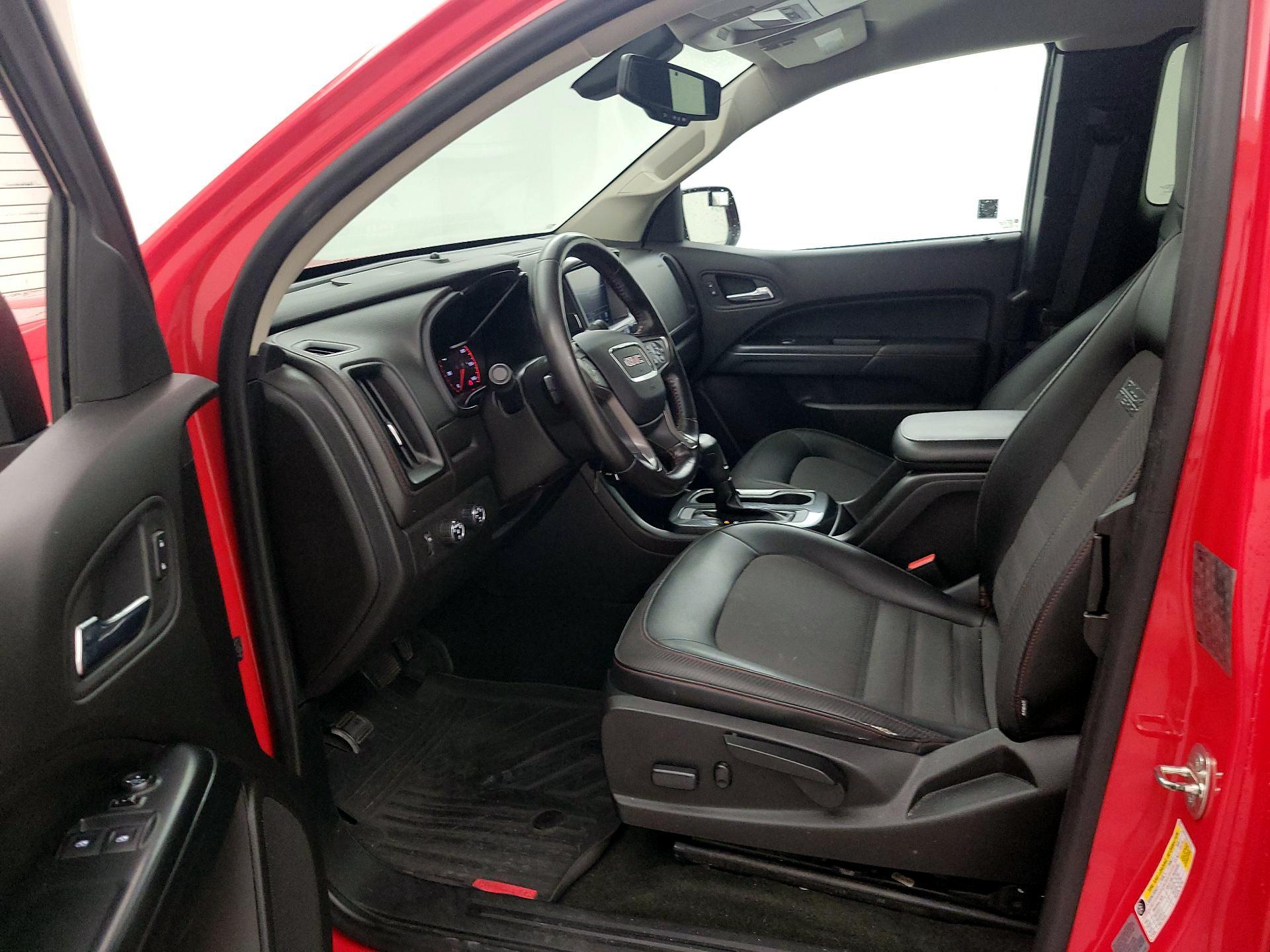 Thumbnail: 2016 GMC Canyon - 11
