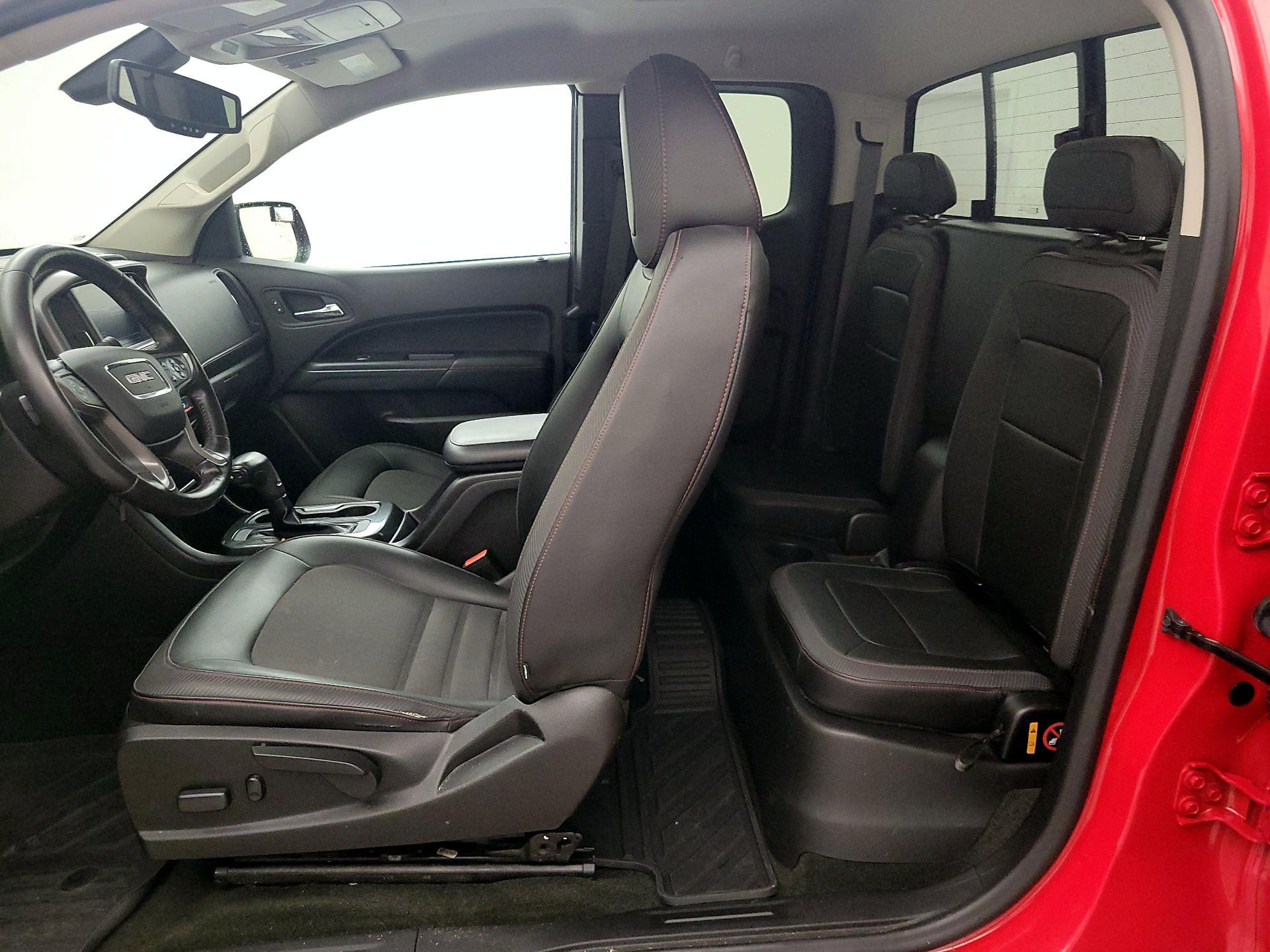 Thumbnail: 2016 GMC Canyon - 20