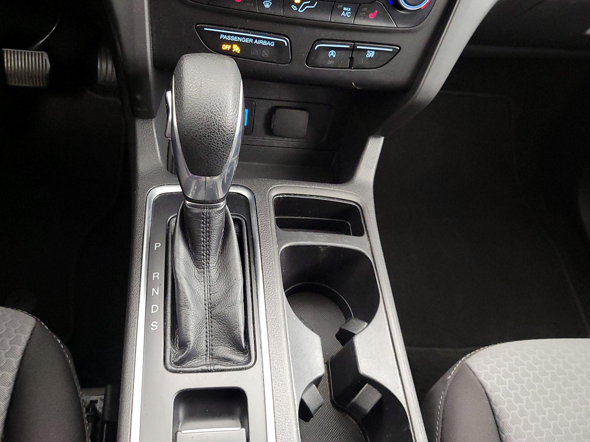Thumbnail: 2019 Ford Escape - 17