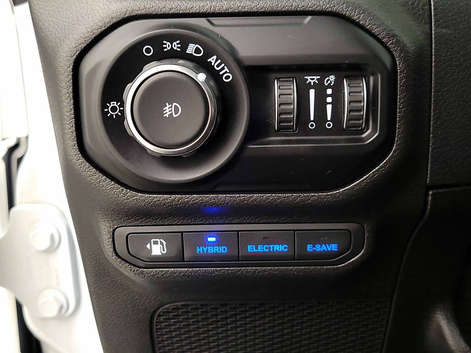 Thumbnail: 2021 Jeep Wrangler - 13