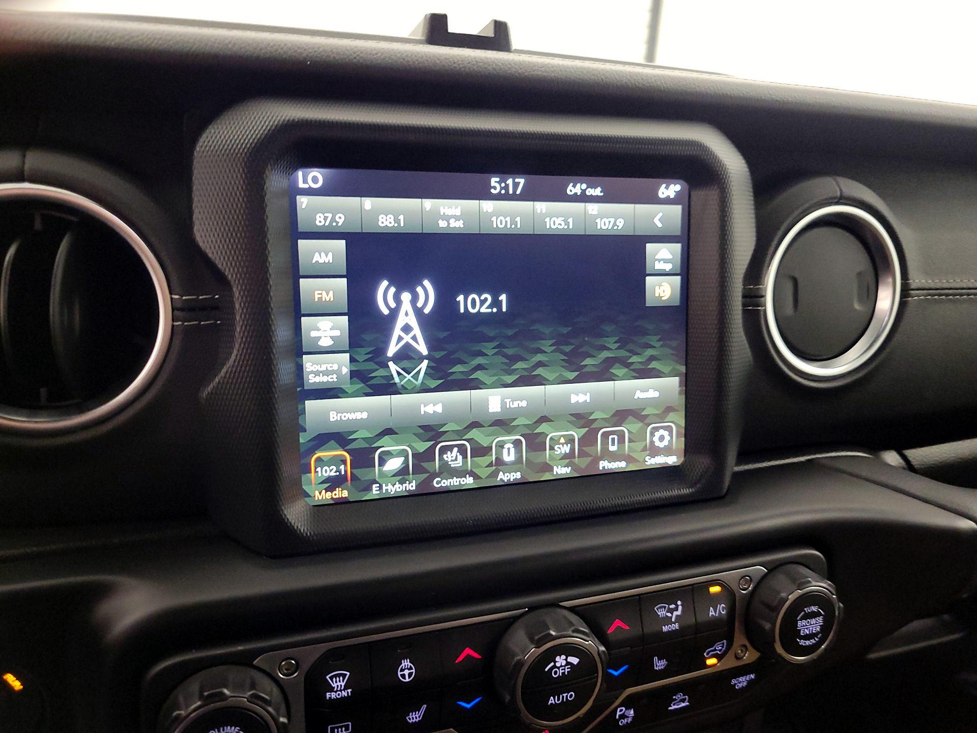 Thumbnail: 2021 Jeep Wrangler - 16