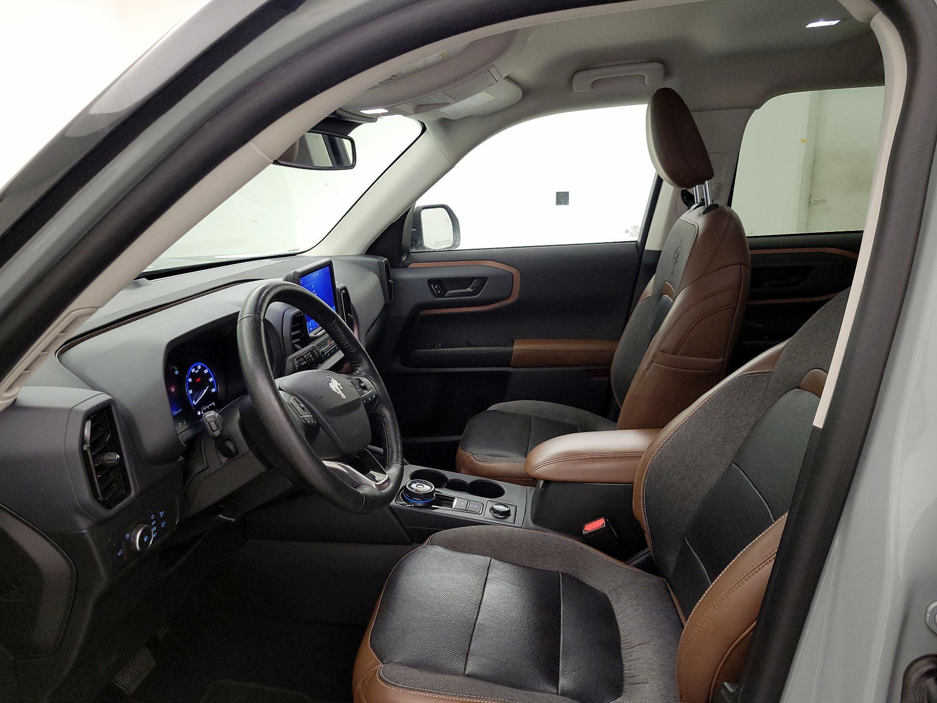 Thumbnail: 2021 Ford Bronco Sport - 11