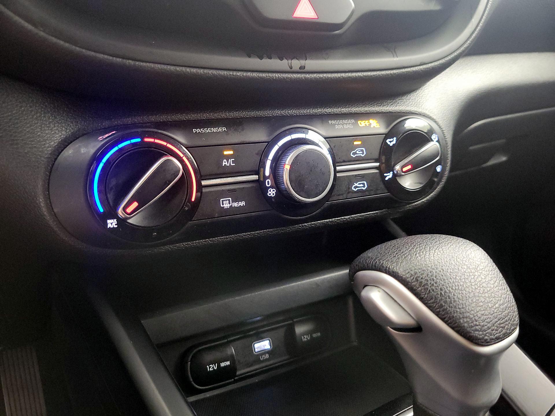 Thumbnail: 2023 Kia Soul - 16