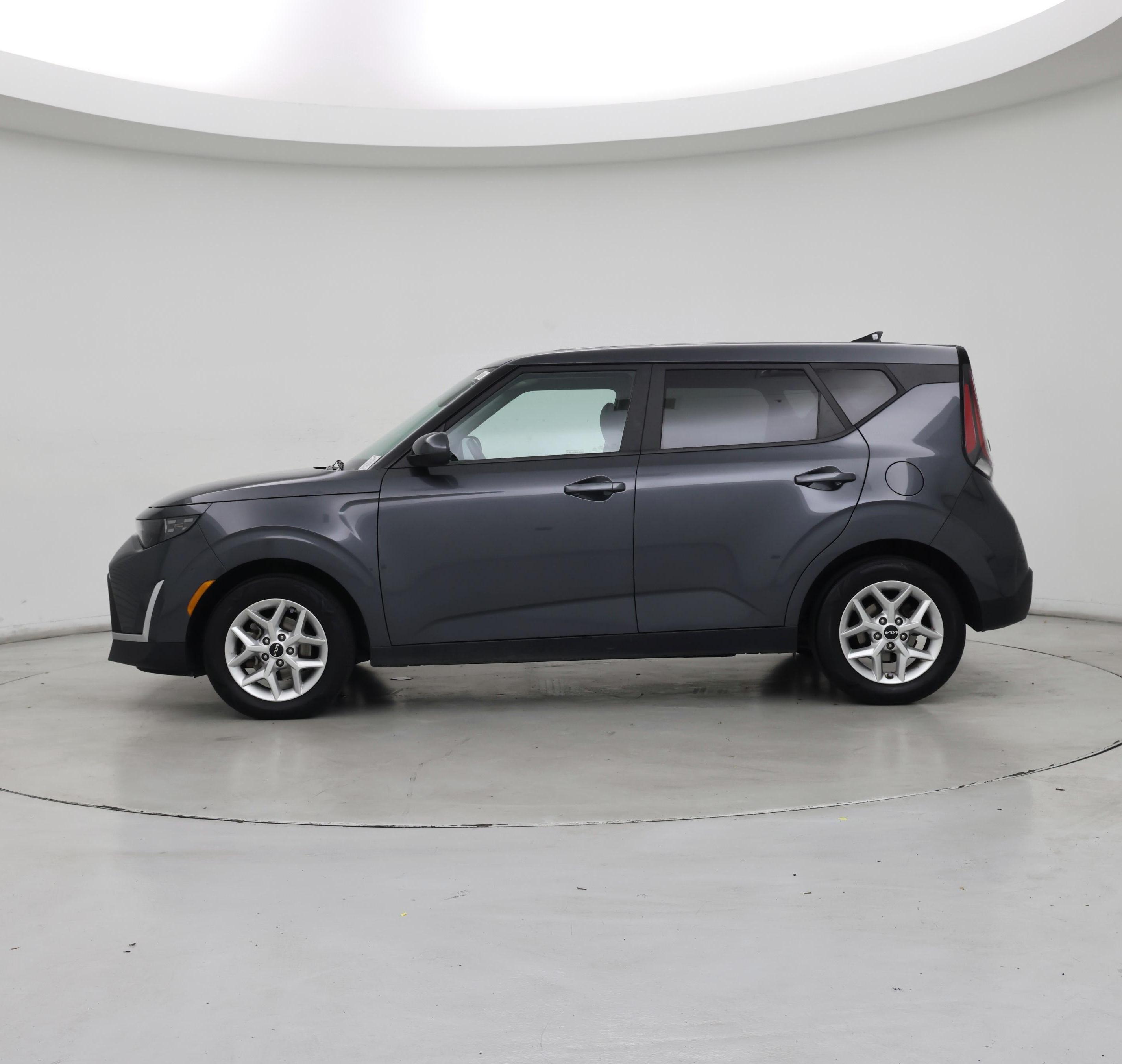 Thumbnail: 2023 Kia Soul - 3