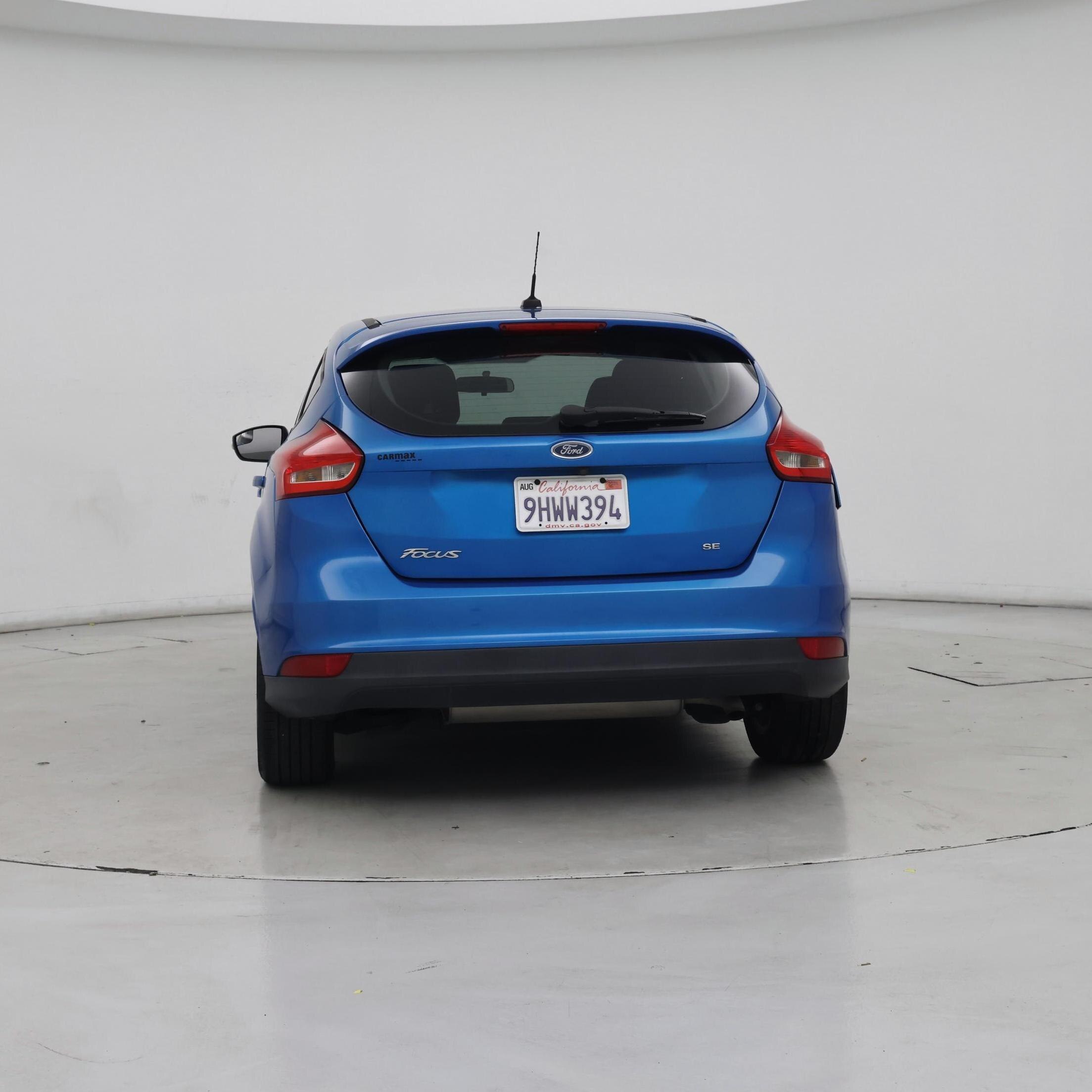 Thumbnail: 2015 Ford Focus - 6