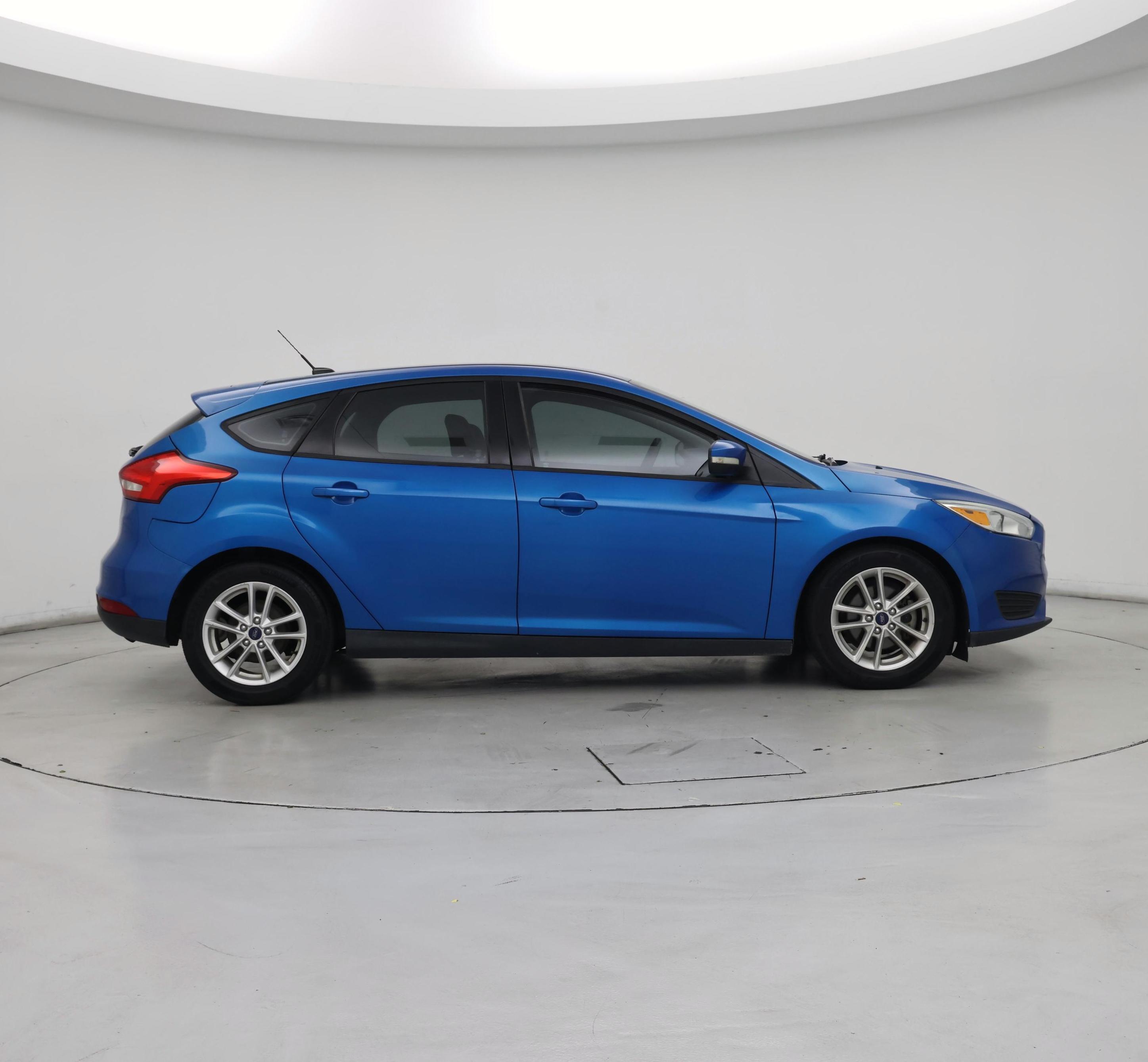 Thumbnail: 2015 Ford Focus - 7