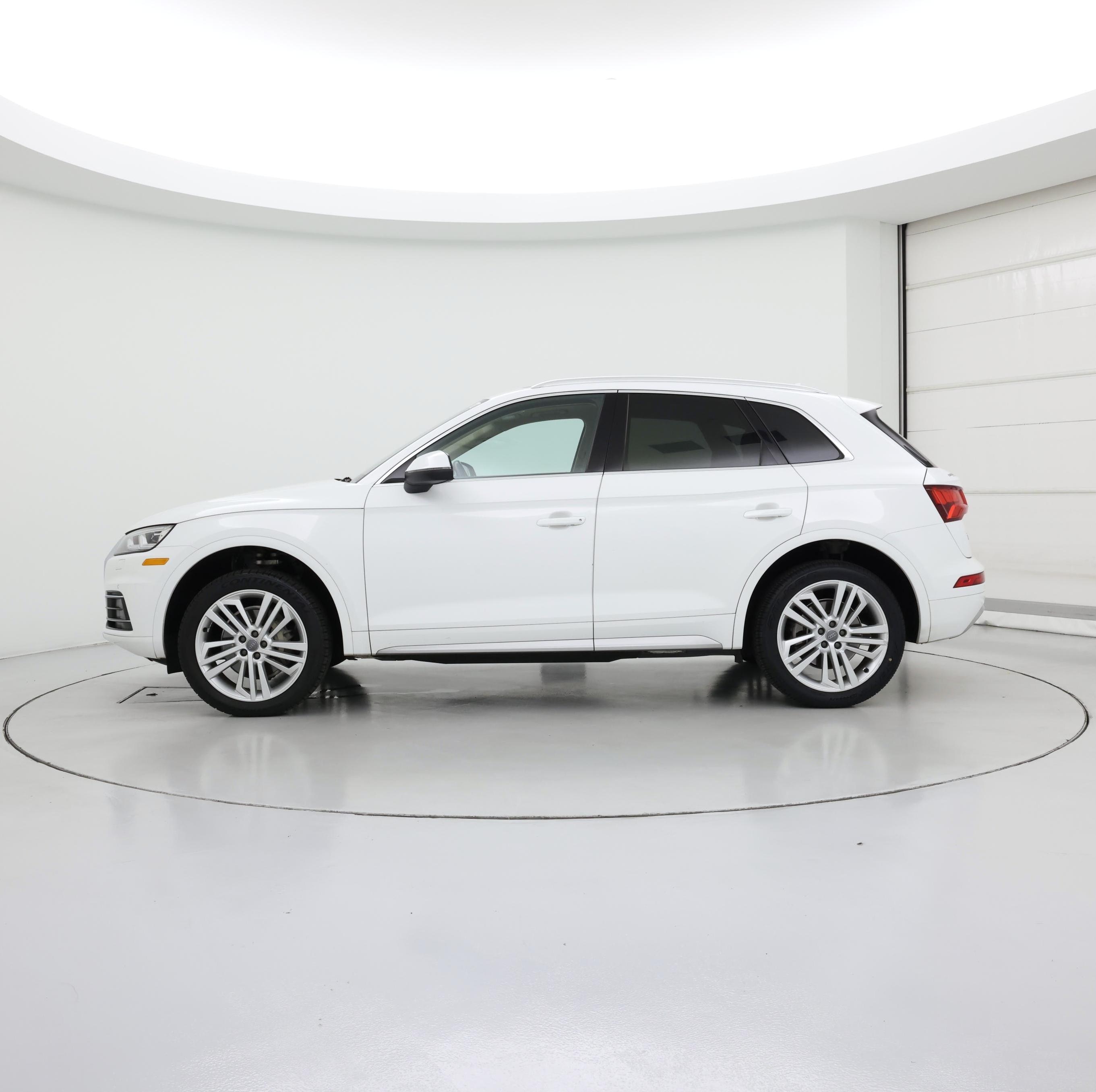 Thumbnail: 2018 Audi Q5 - 3