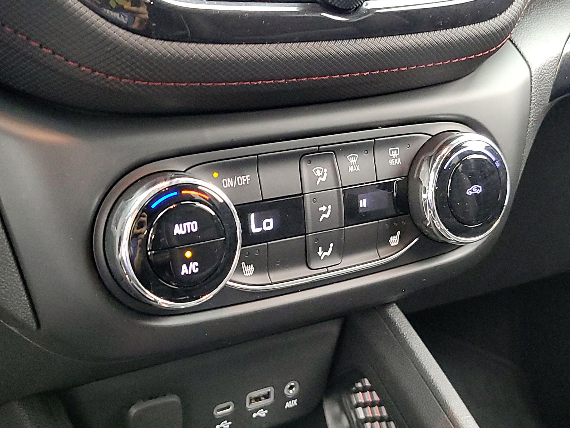 Thumbnail: 2023 Chevrolet TrailBlazer - 16