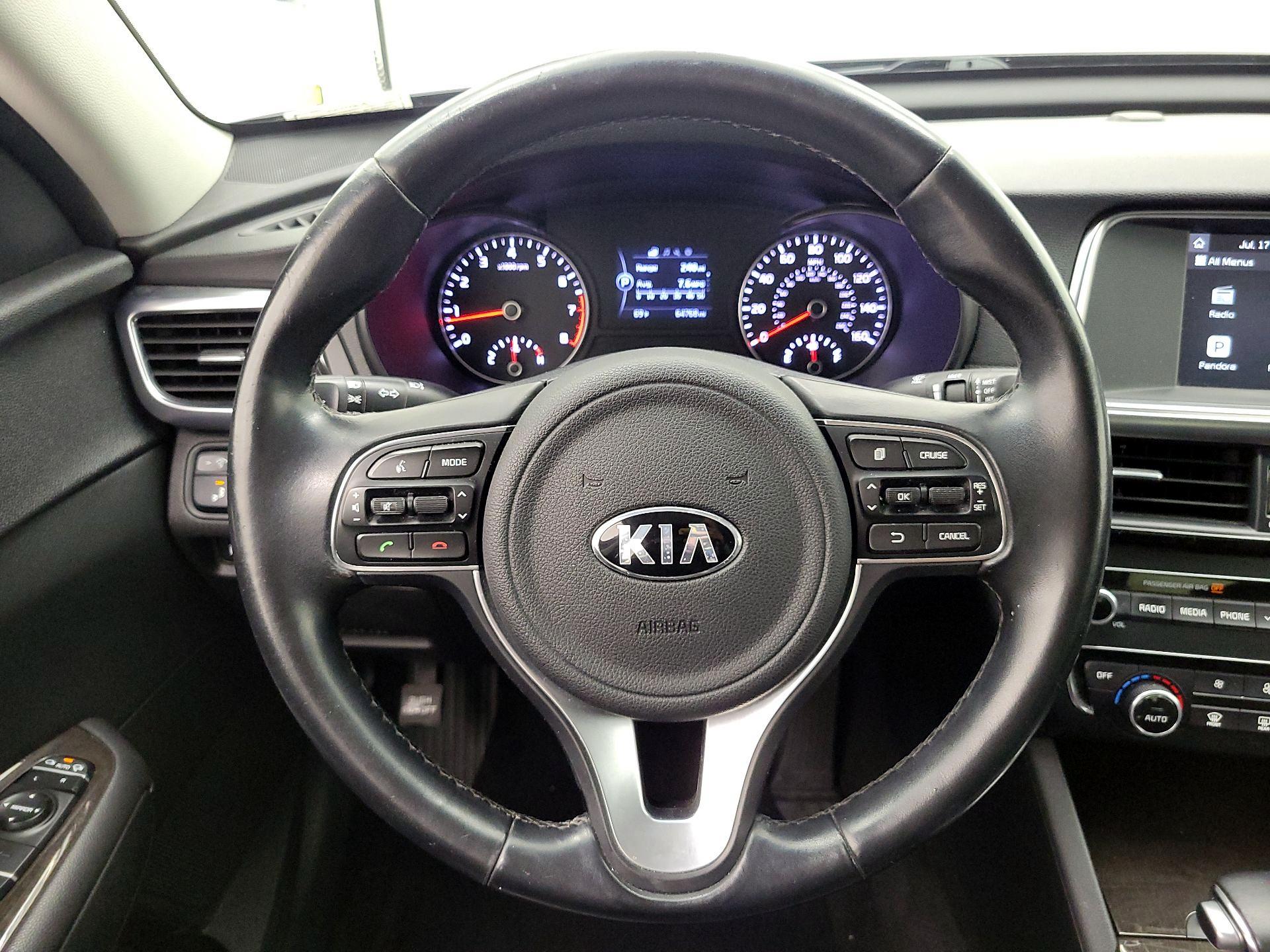 Thumbnail: 2018 Kia Optima - 10
