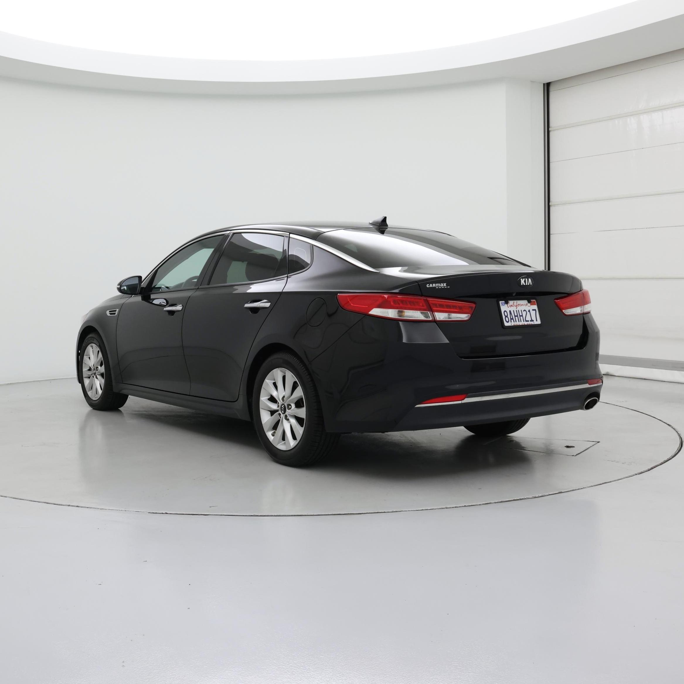 Thumbnail: 2018 Kia Optima - 2
