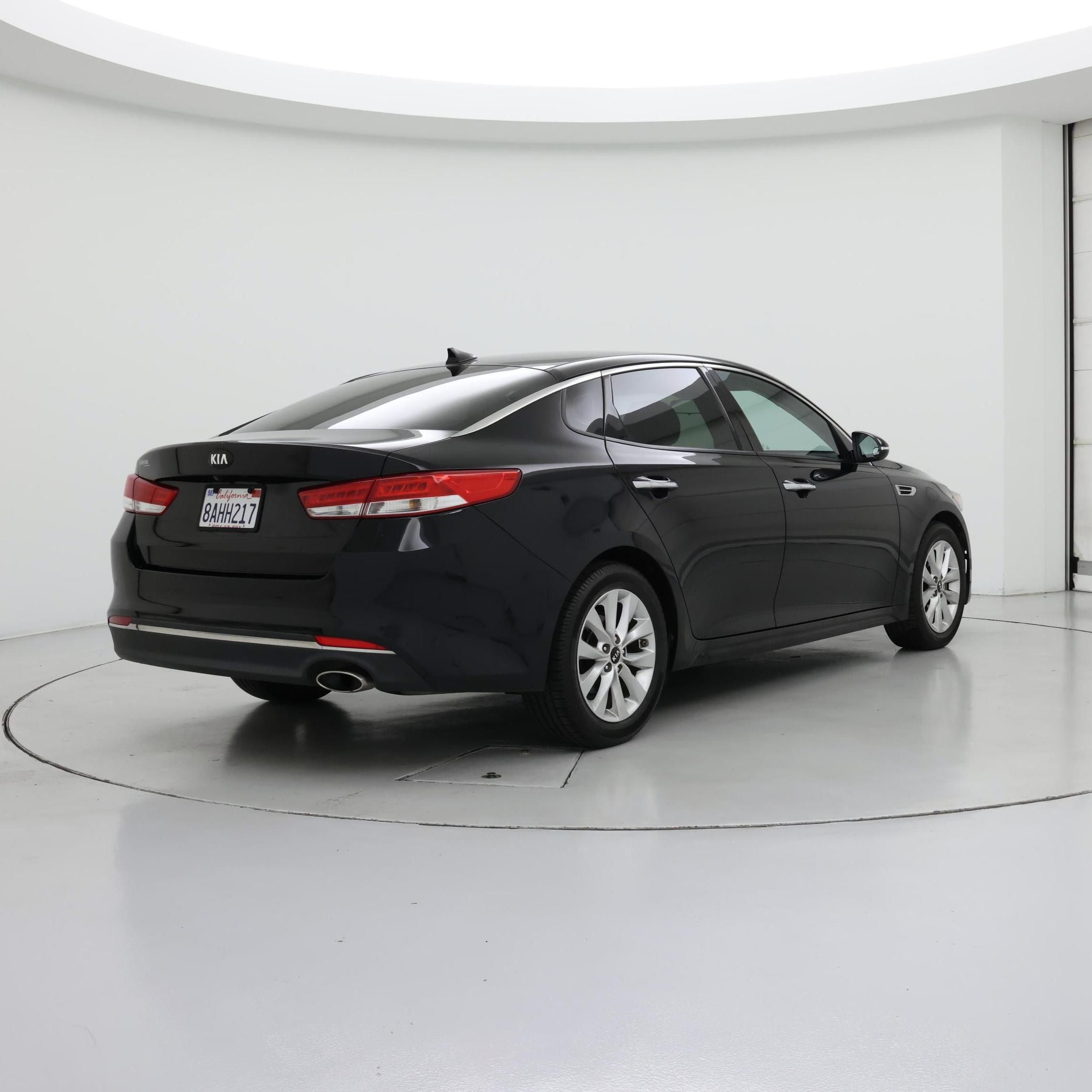 Thumbnail: 2018 Kia Optima - 8