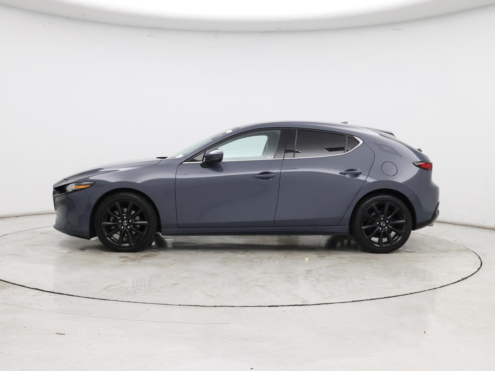 2021 Mazda Mazda3 Premium - Photo 4