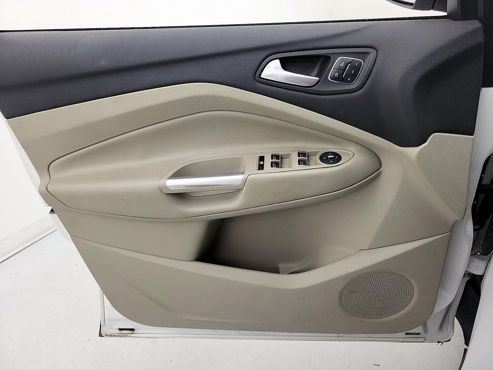 Thumbnail: 2014 Ford Escape - 12