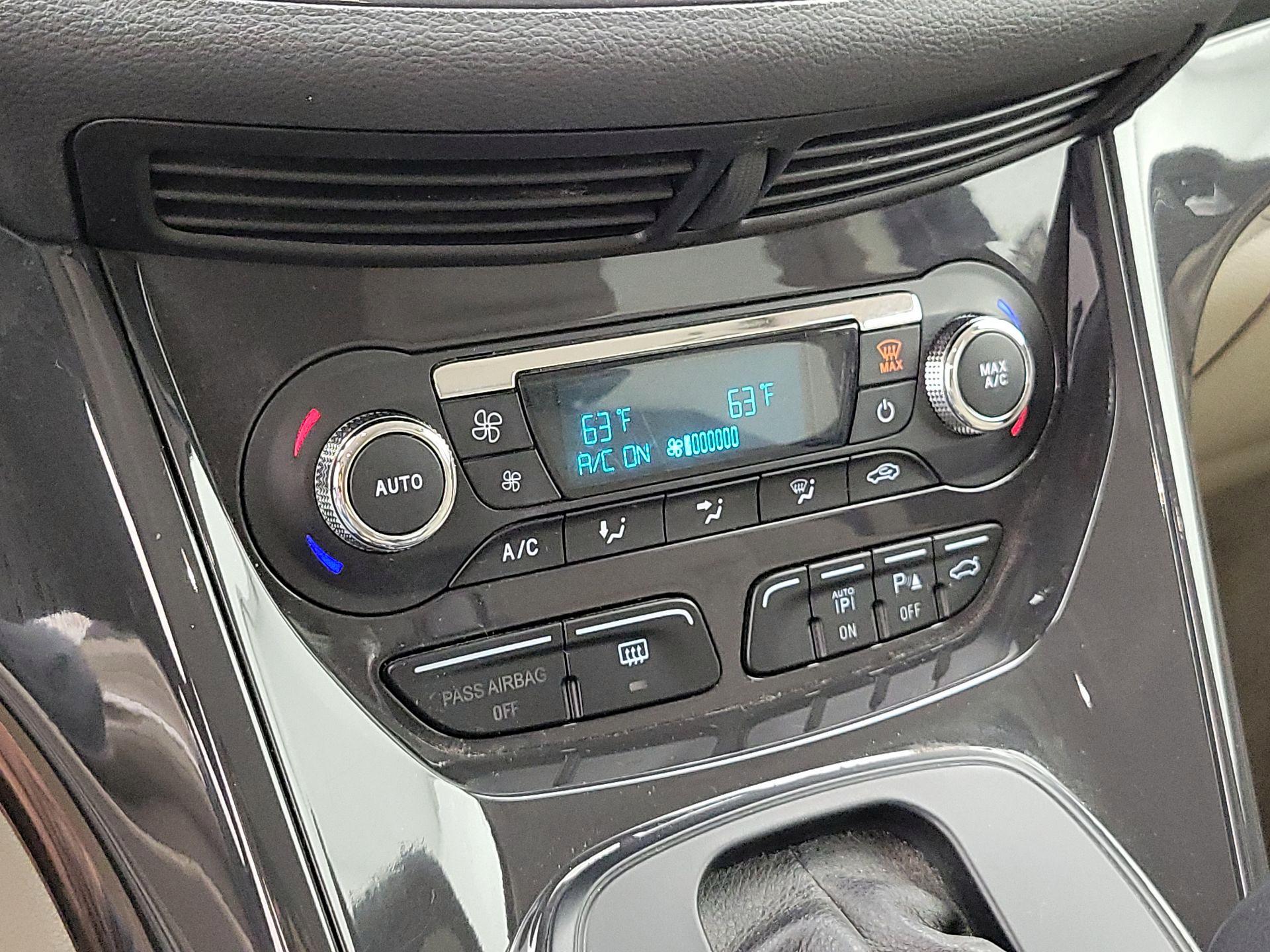 Thumbnail: 2014 Ford Escape - 16