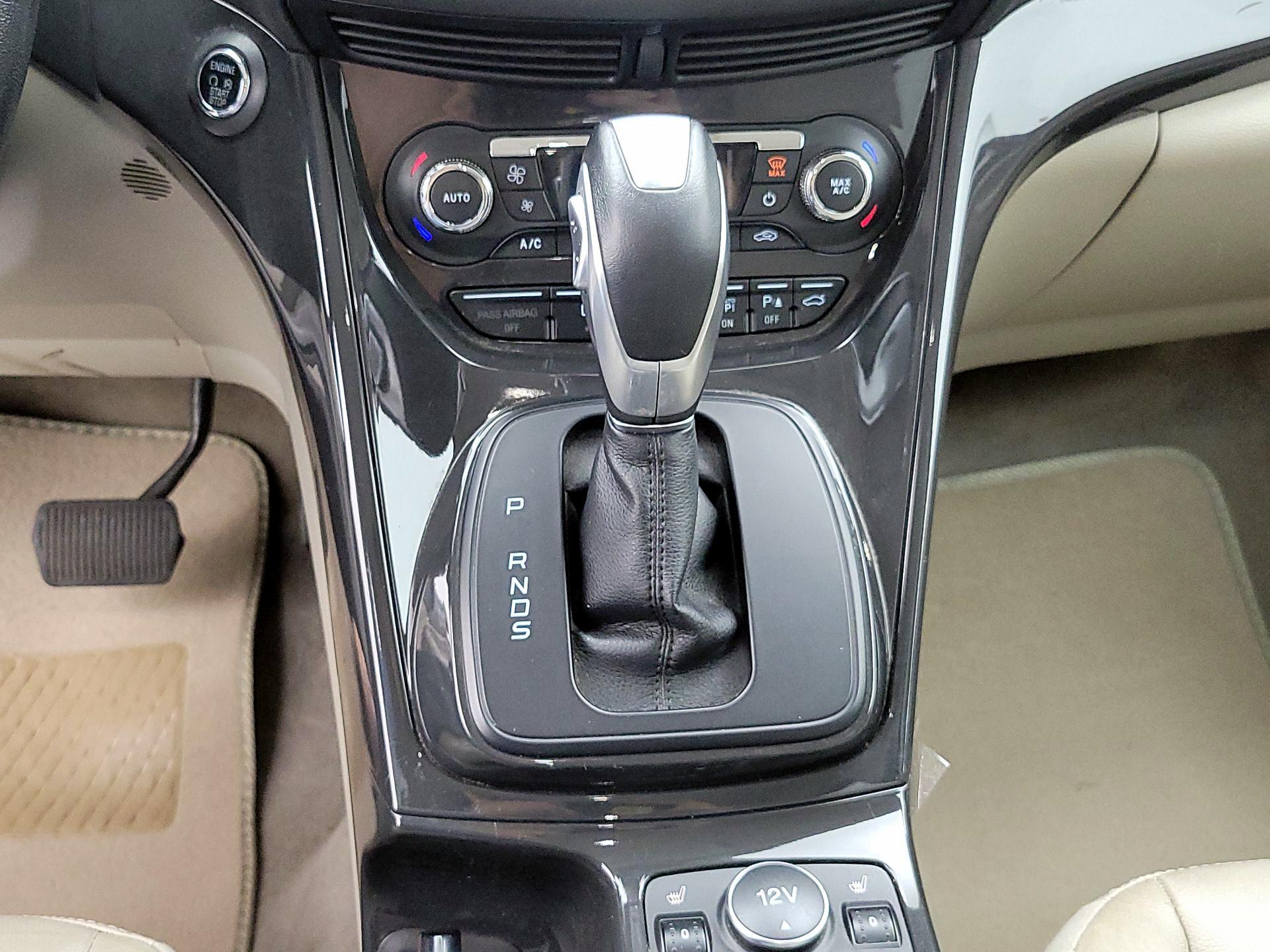 Thumbnail: 2014 Ford Escape - 17