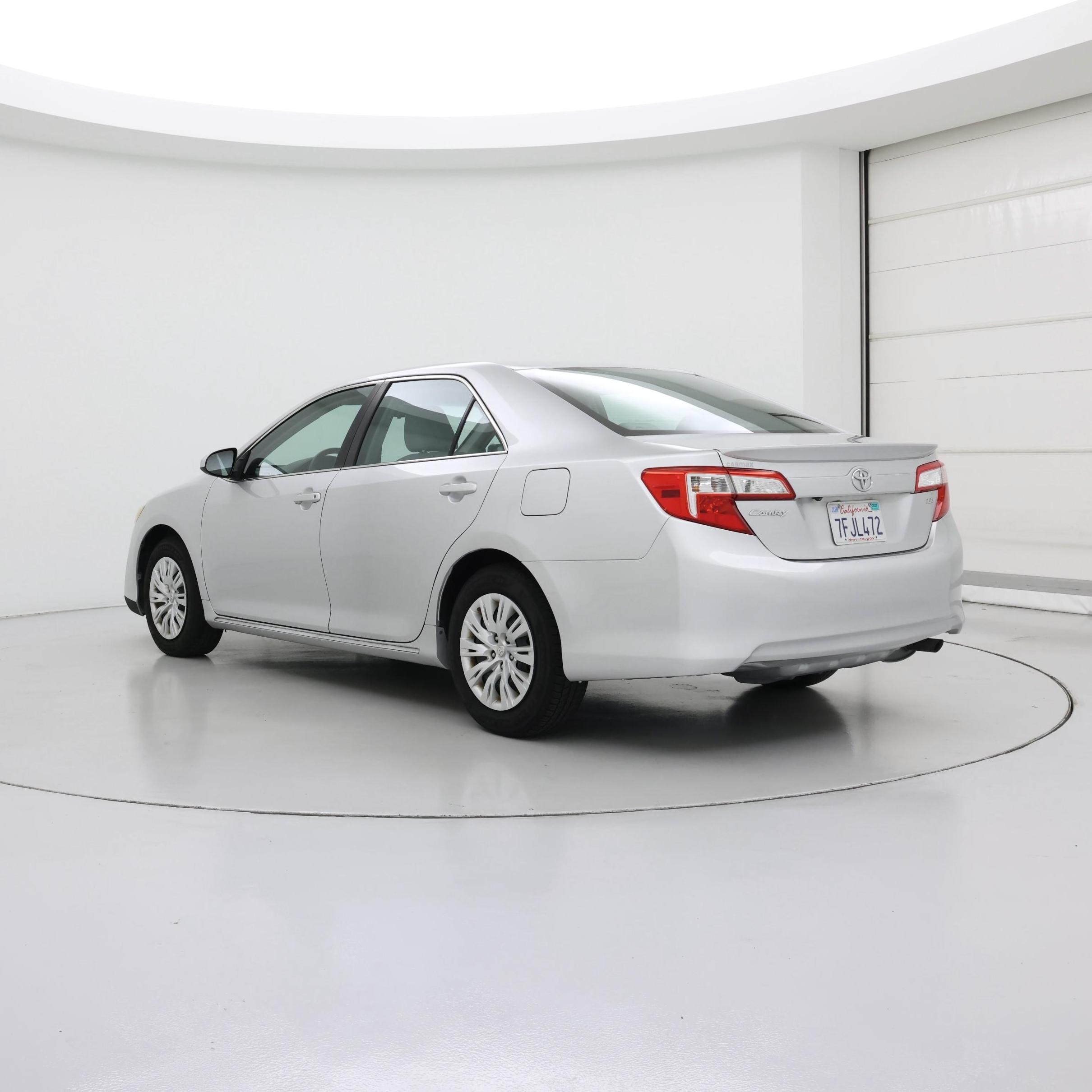 Thumbnail: 2014 Toyota Camry - 2