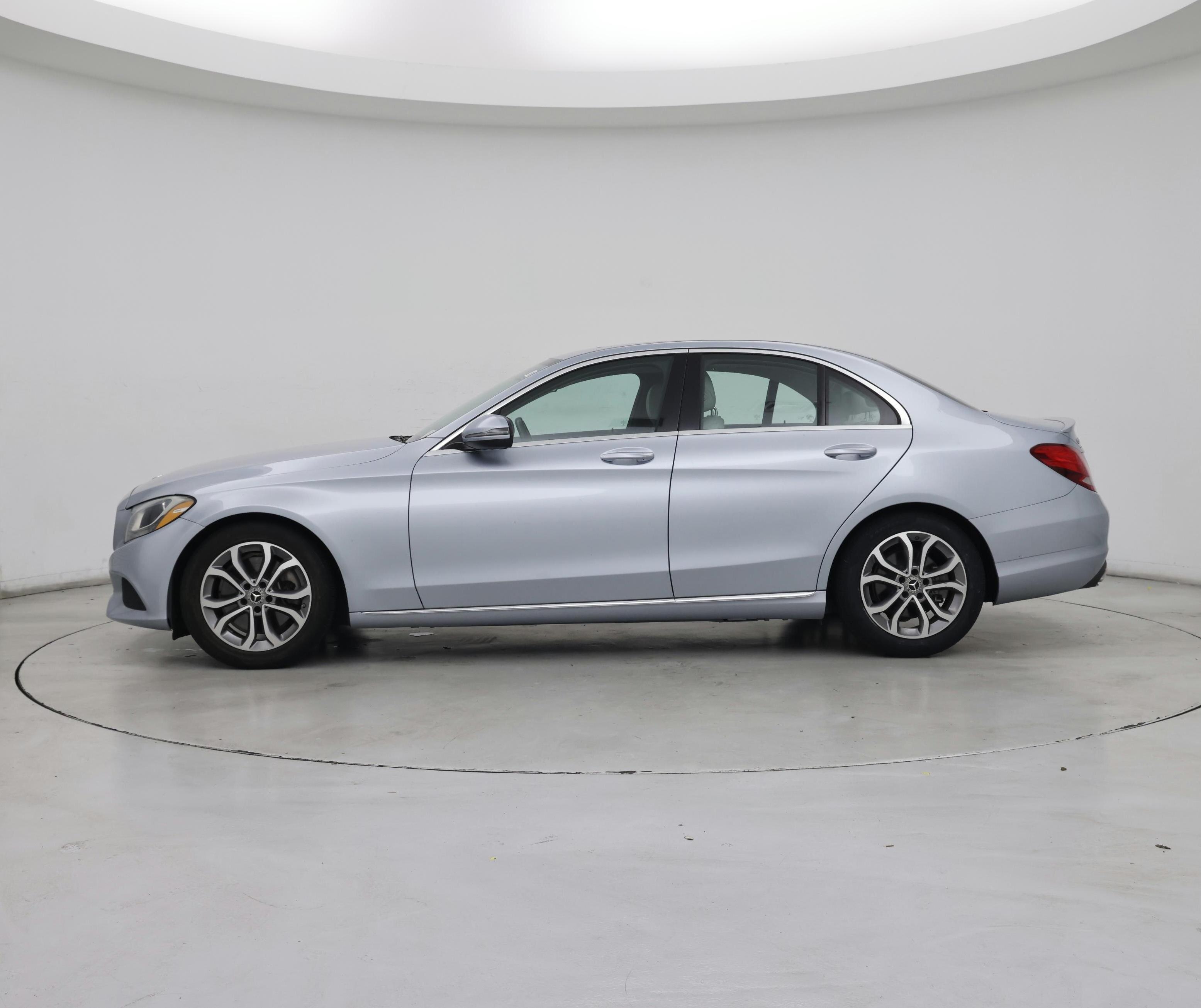 Thumbnail: 2018 Mercedes-Benz C-Class - 3