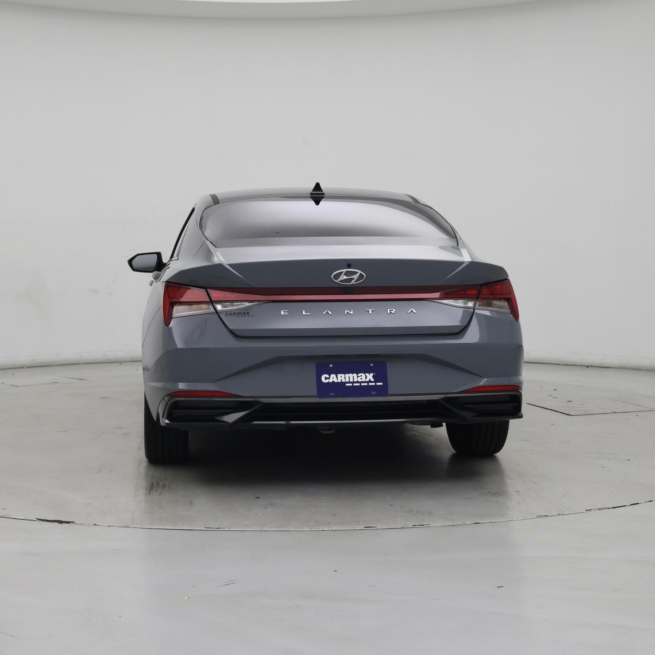Thumbnail: 2022 Hyundai Elantra - 6