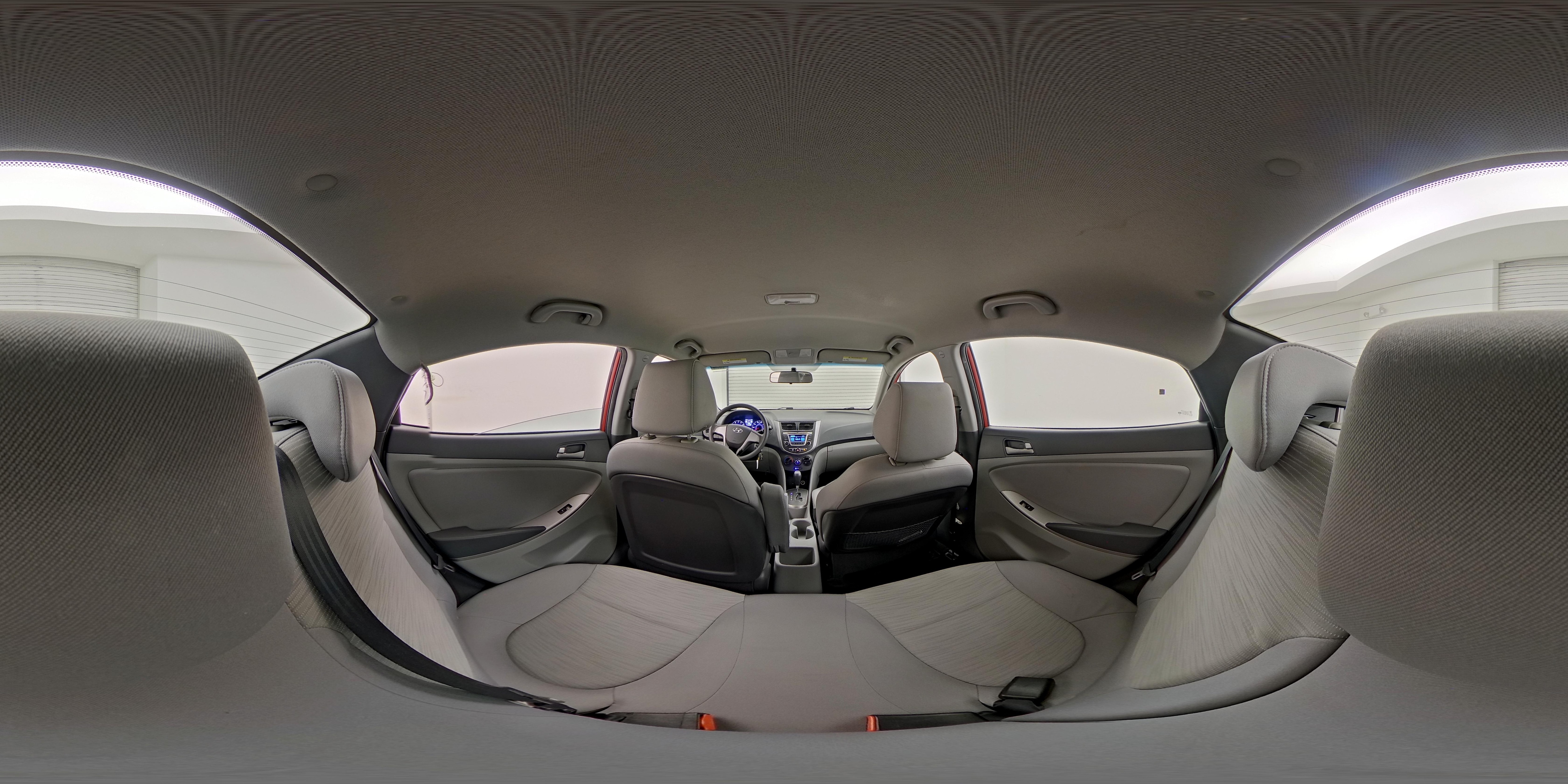 2017 Hyundai Accent SE - Photo 24