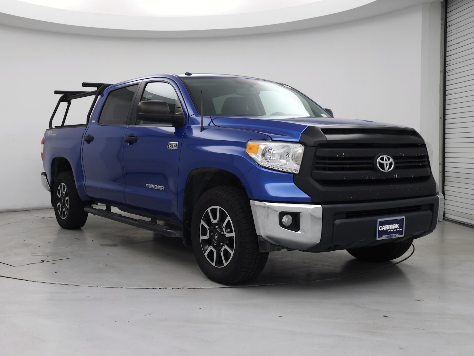 2017 Toyota Tundra SR5 - Photo 2