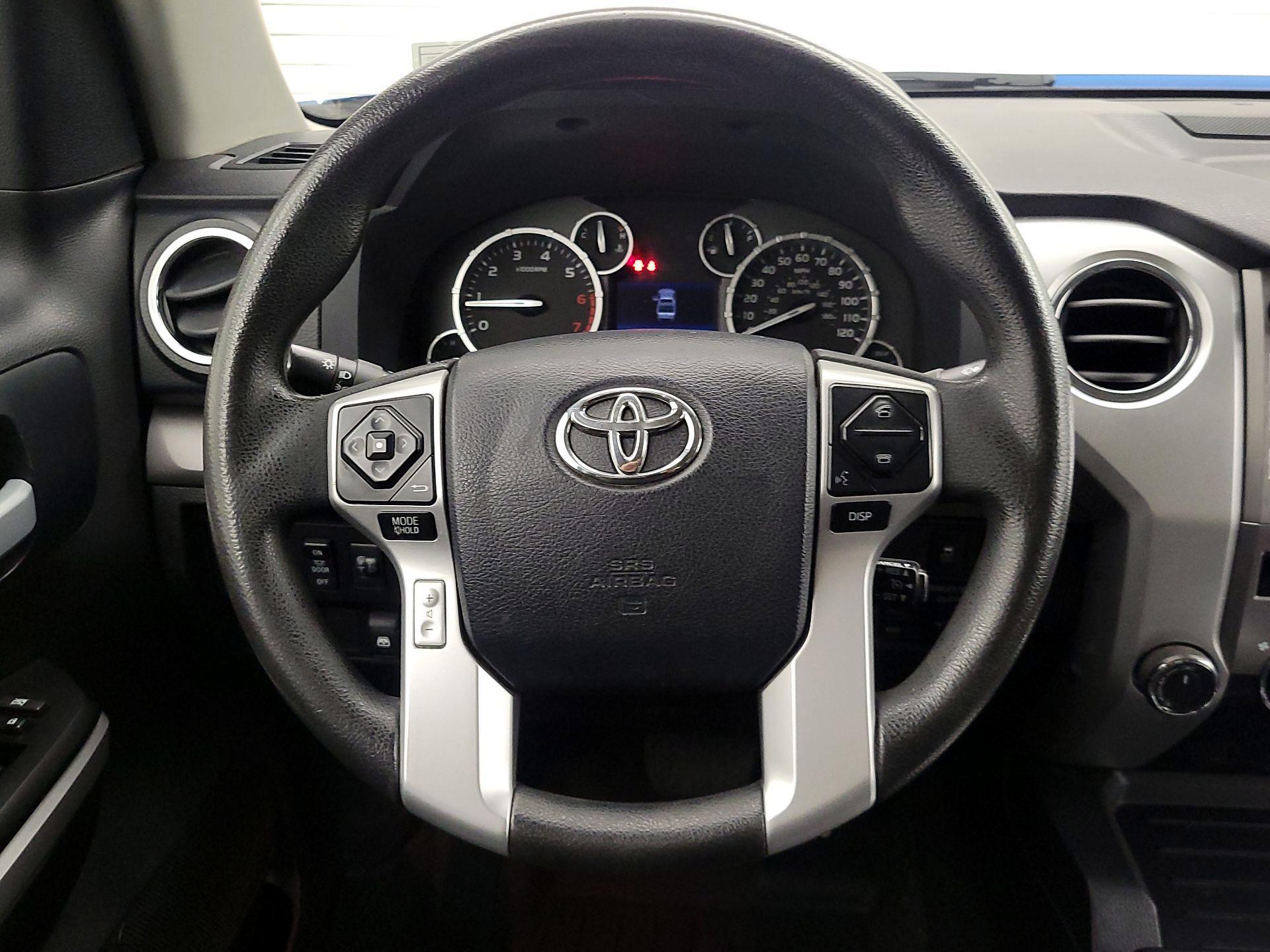 Thumbnail: 2017 Toyota Tundra - 10