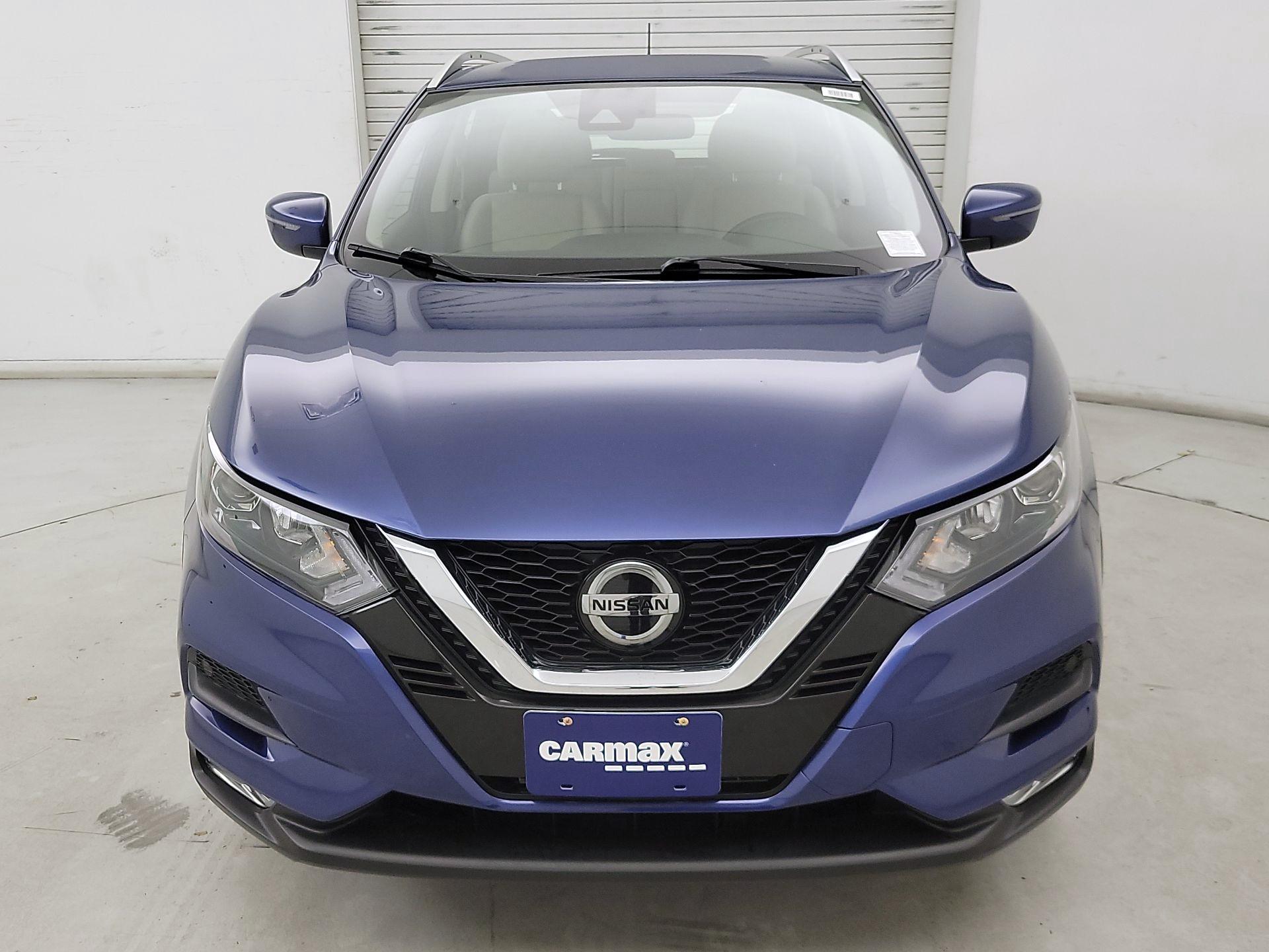 Thumbnail: 2022 Nissan Rogue Sport - 2