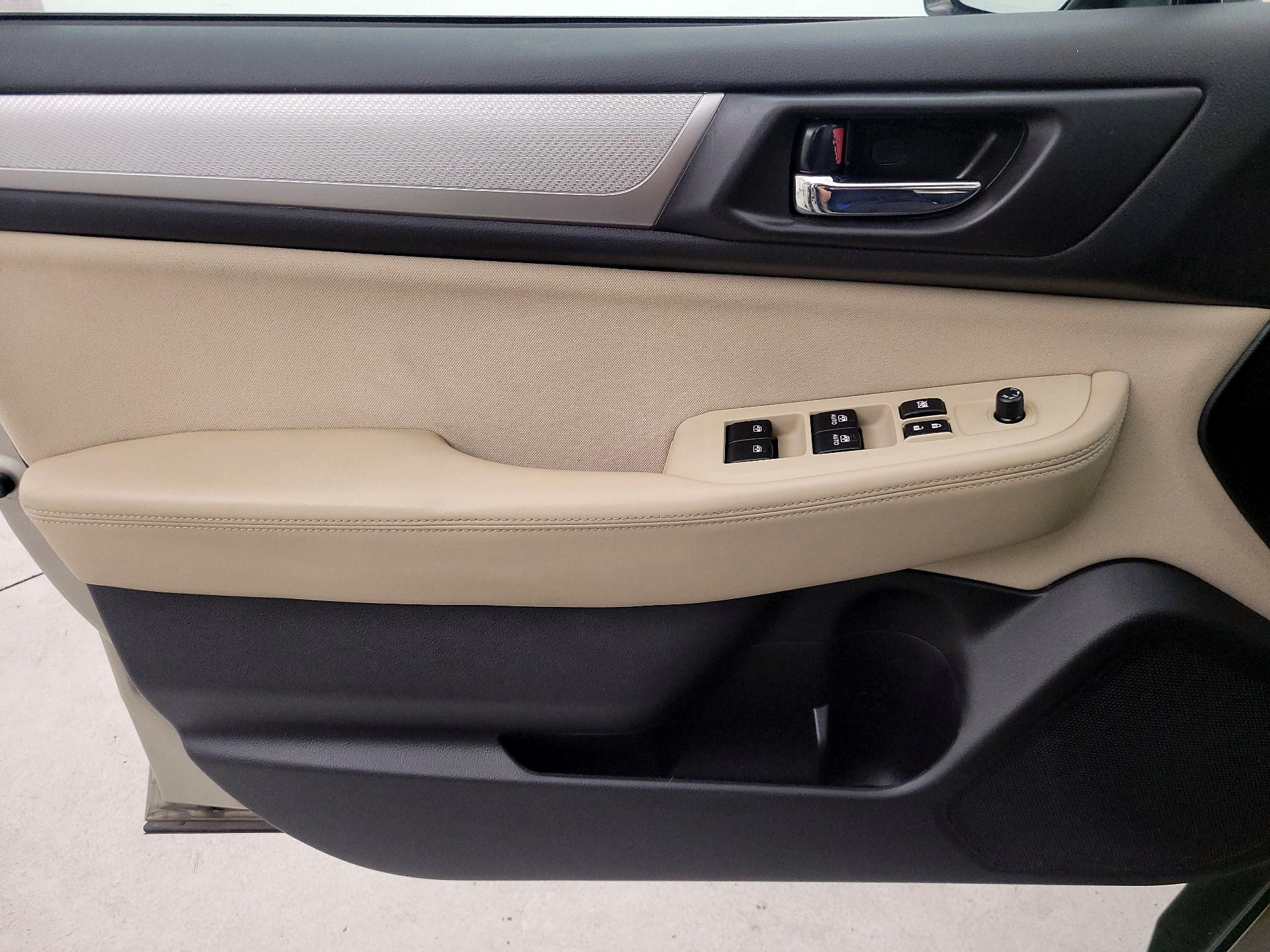 Thumbnail: 2017 Subaru Outback - 12