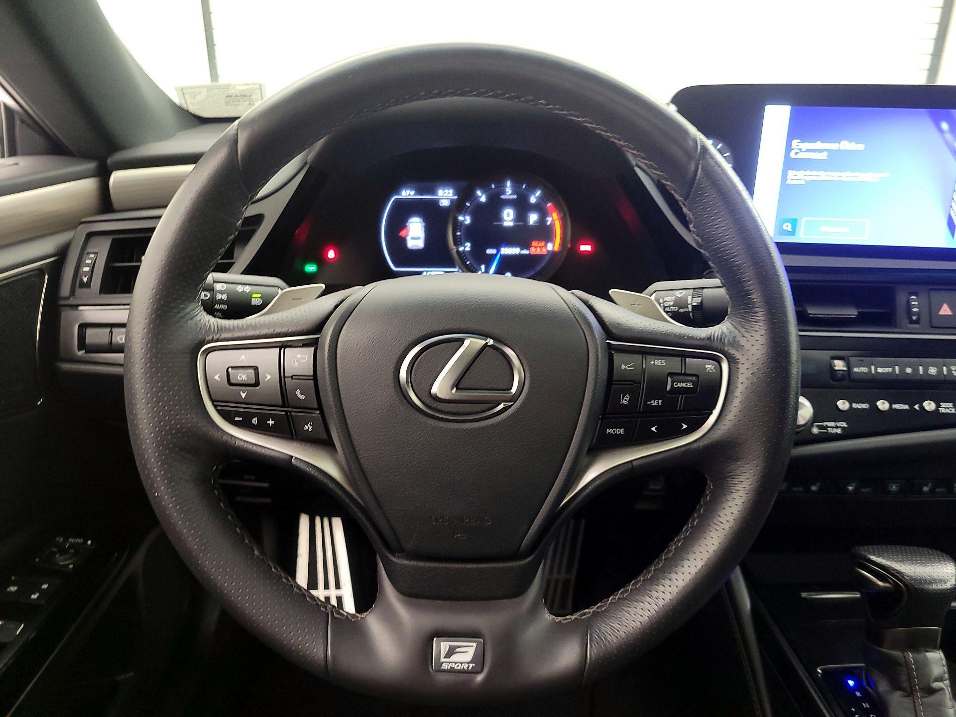 Thumbnail: 2023 Lexus ES - 10