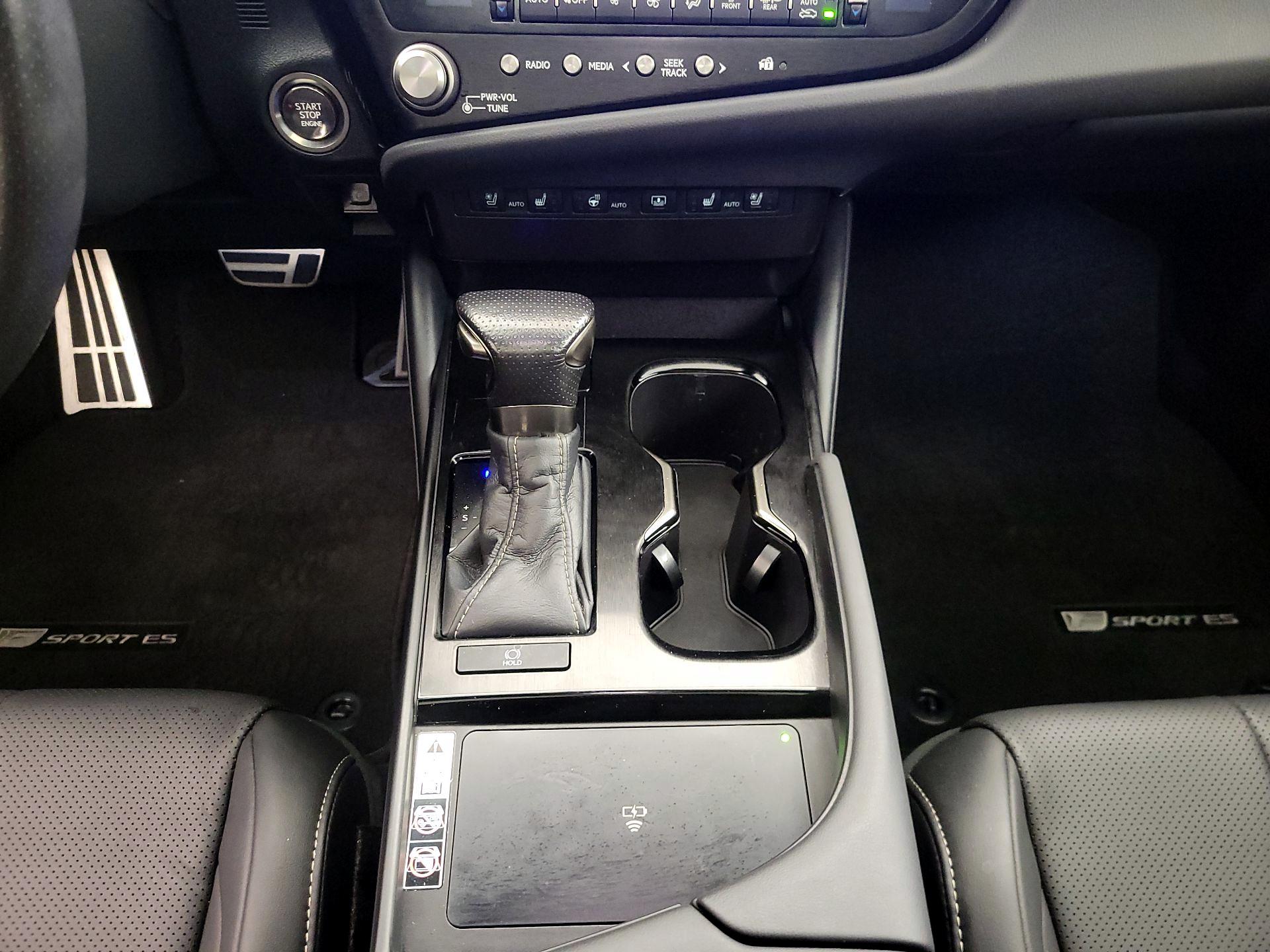Thumbnail: 2023 Lexus ES - 17