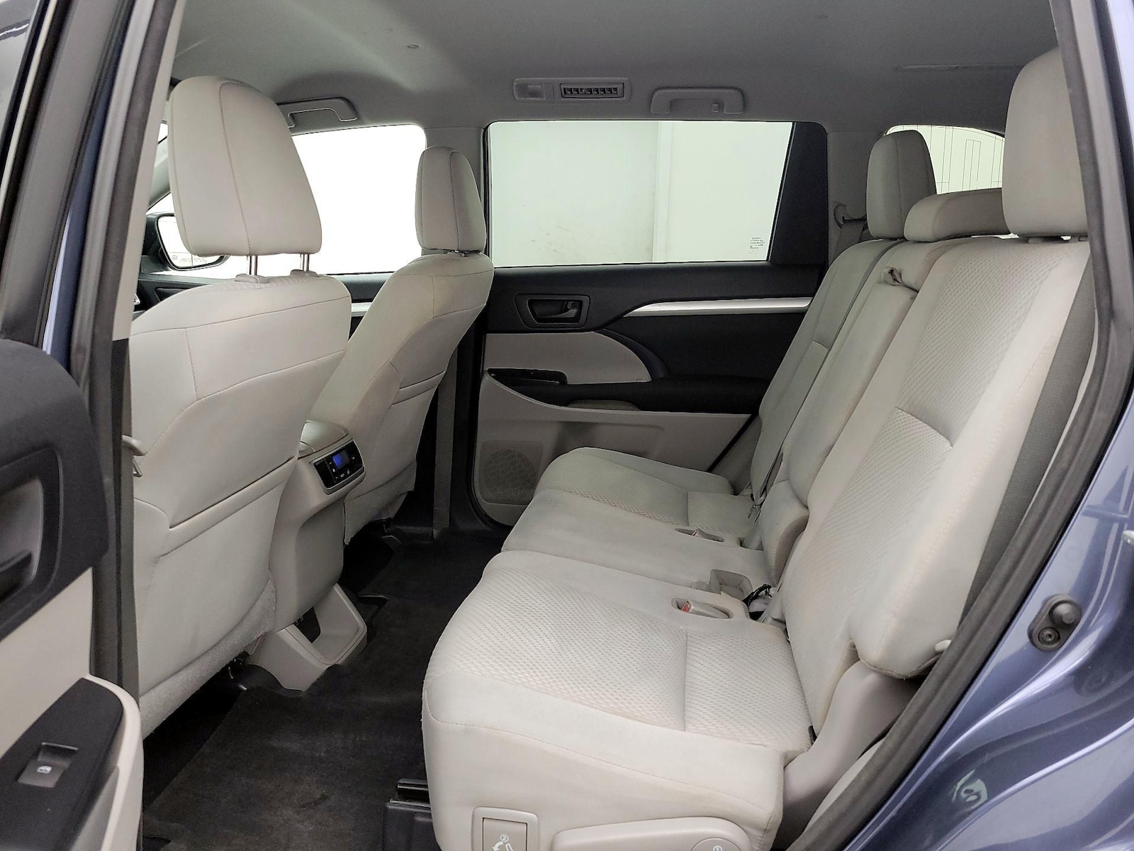 Rear Air Conditioning