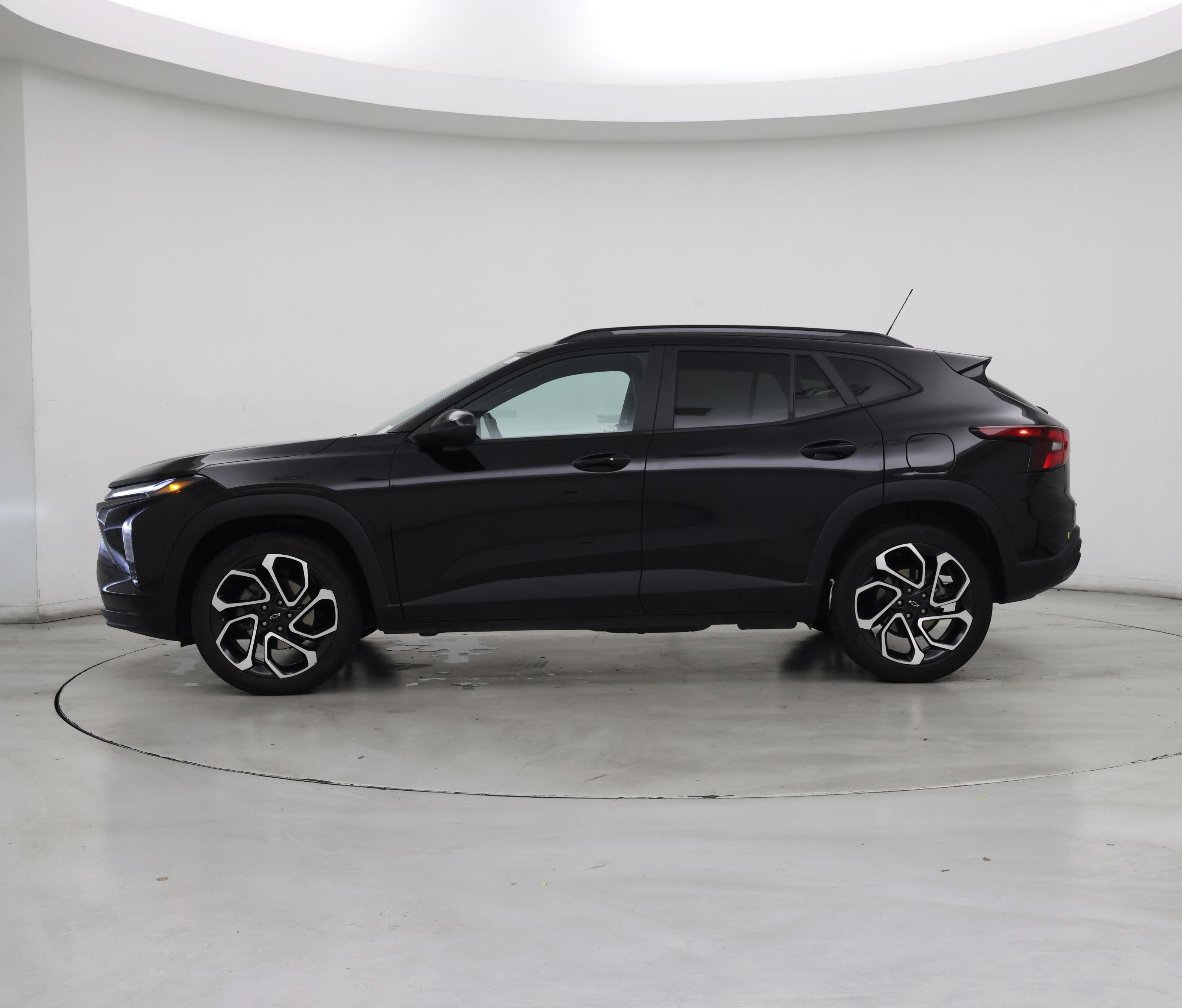 Thumbnail: 2024 Chevrolet Trax - 3