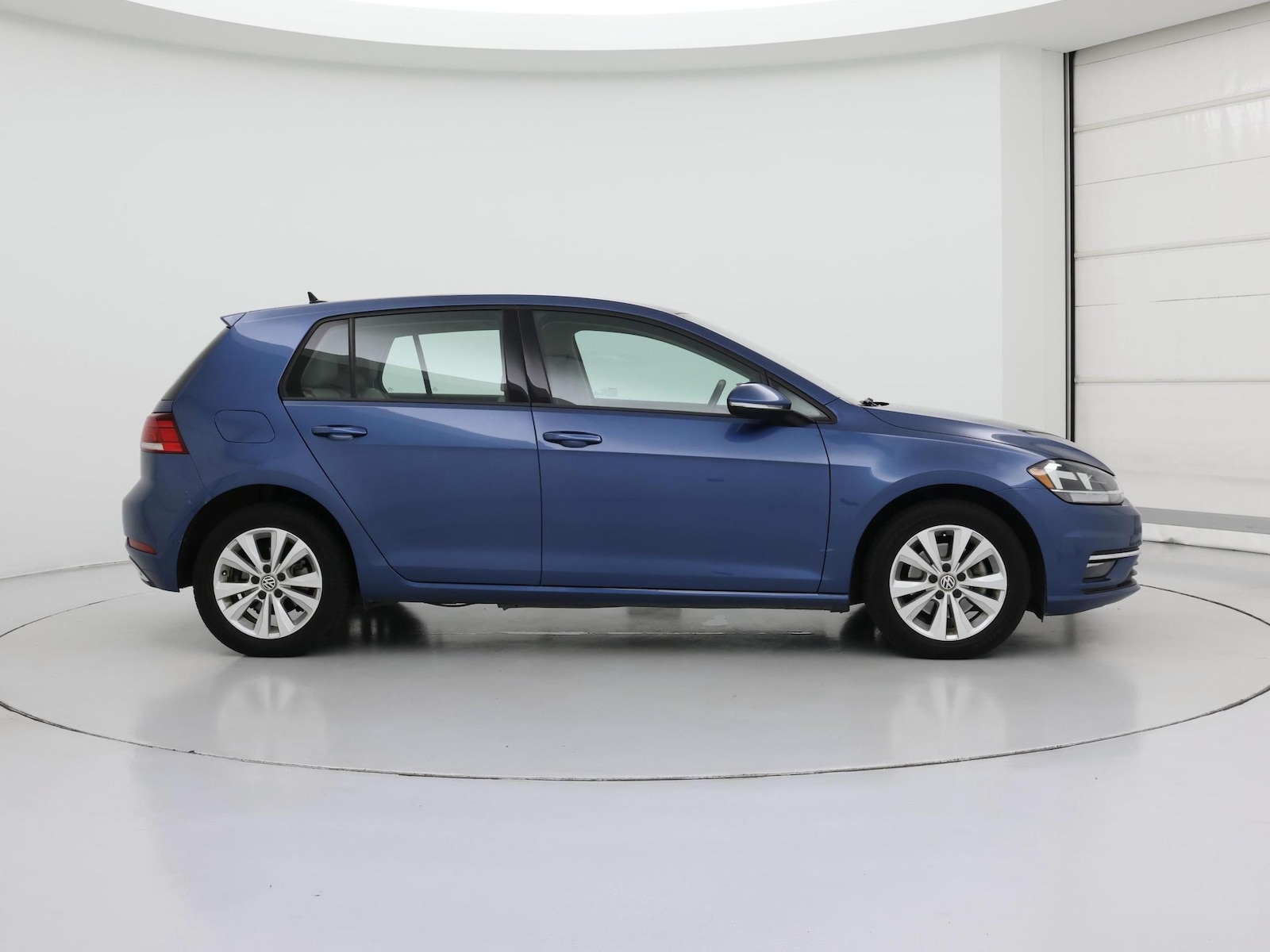2019 Volkswagen Golf SE - Photo 8