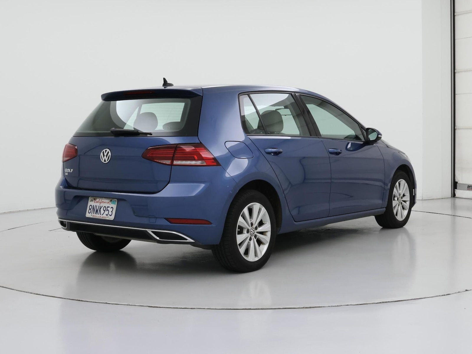 2019 Volkswagen Golf SE - Photo 9