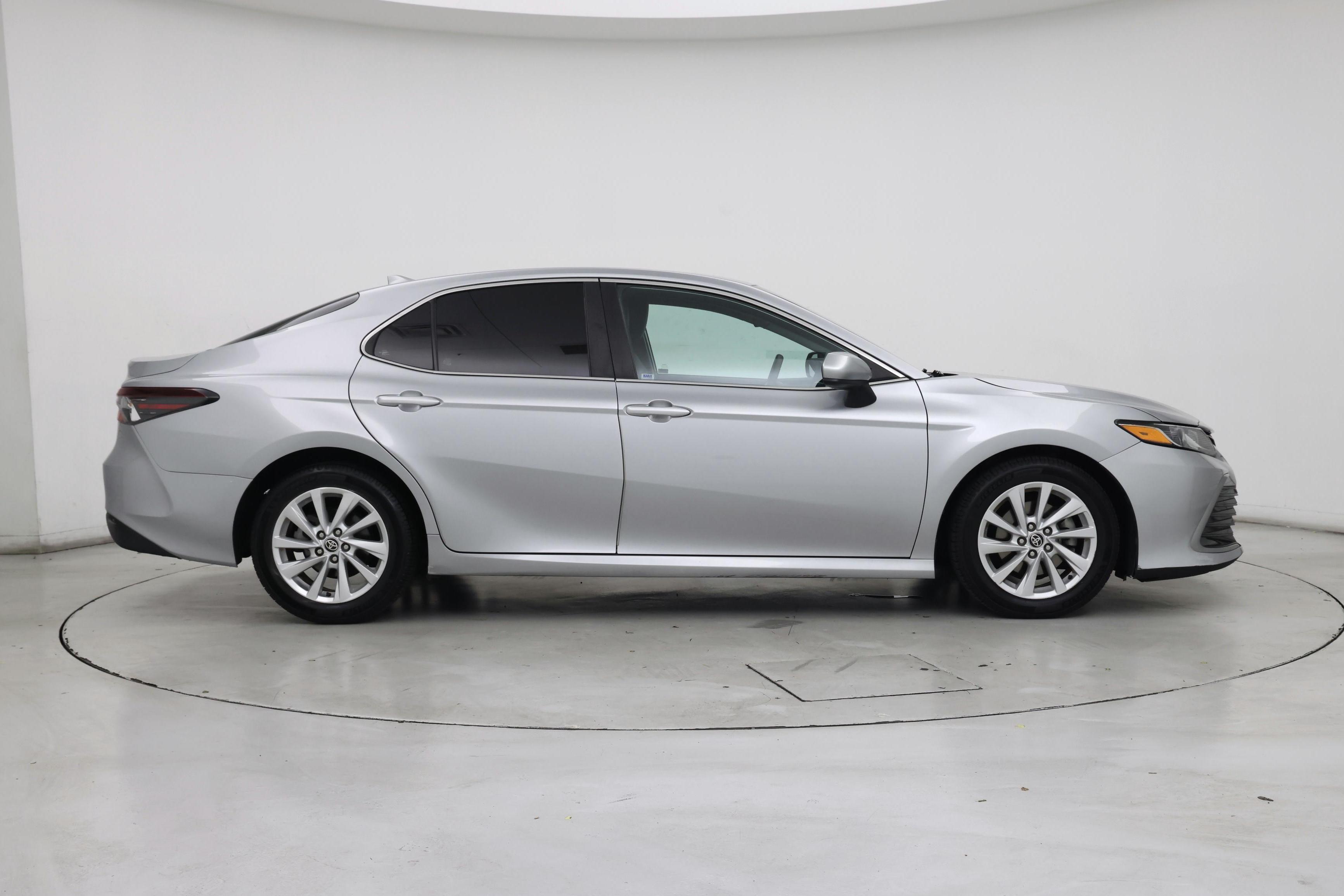 Thumbnail: 2021 Toyota Camry - 7