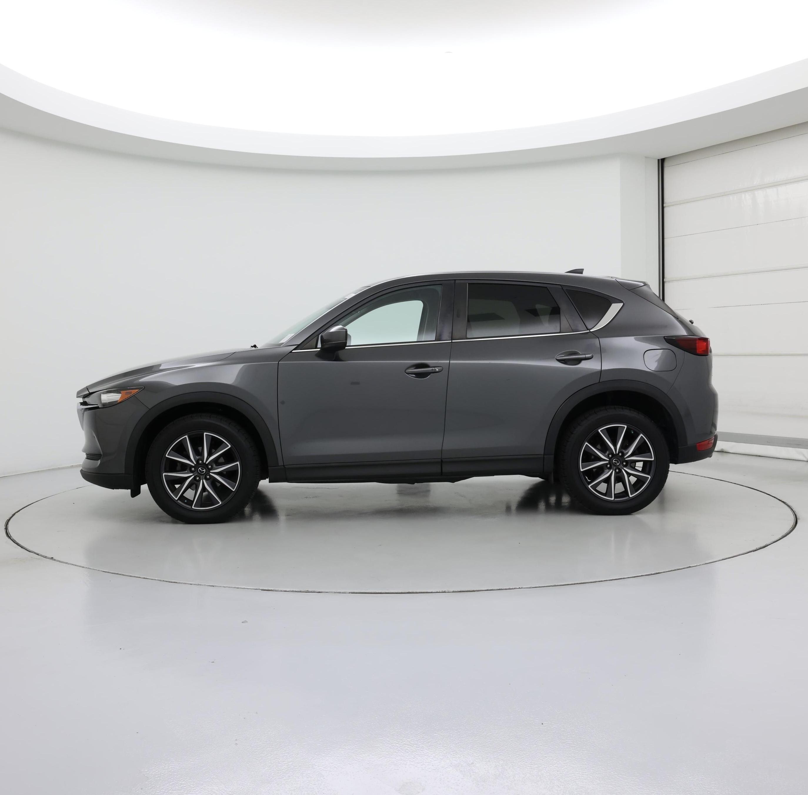 Thumbnail: 2018 Mazda CX-5 - 3