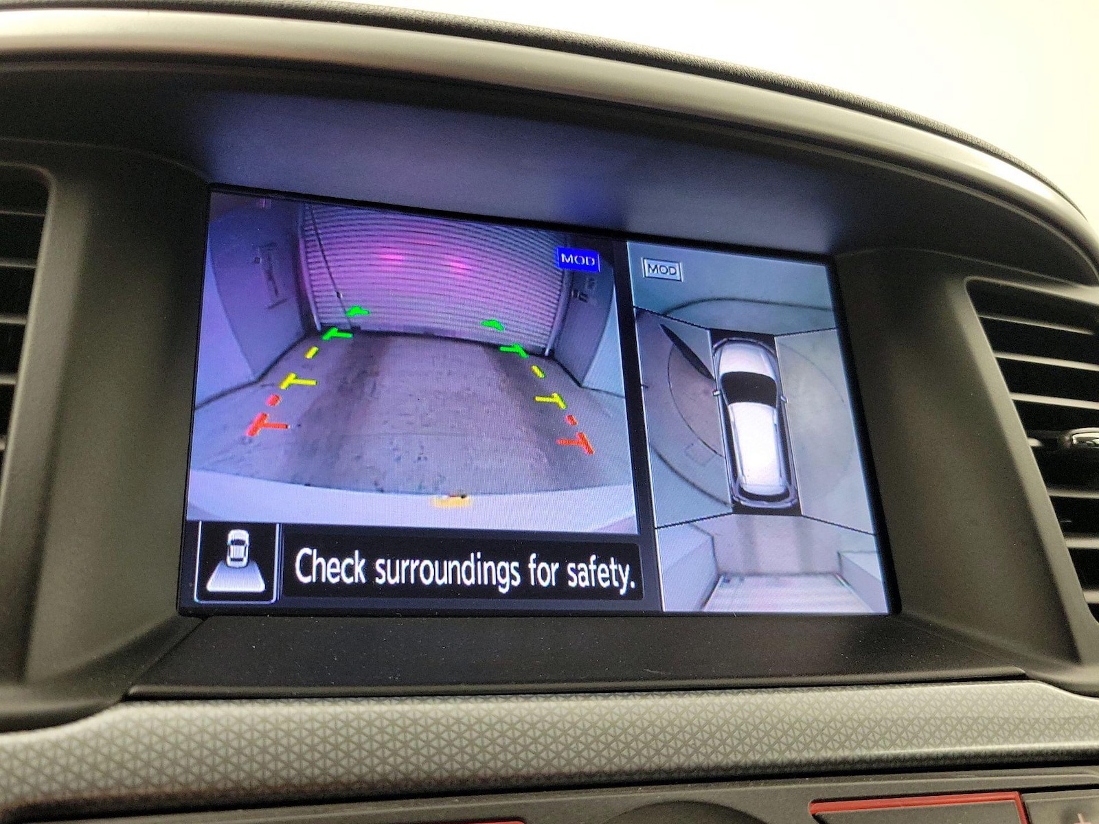 2017 Nissan Pathfinder SL - Photo 16
