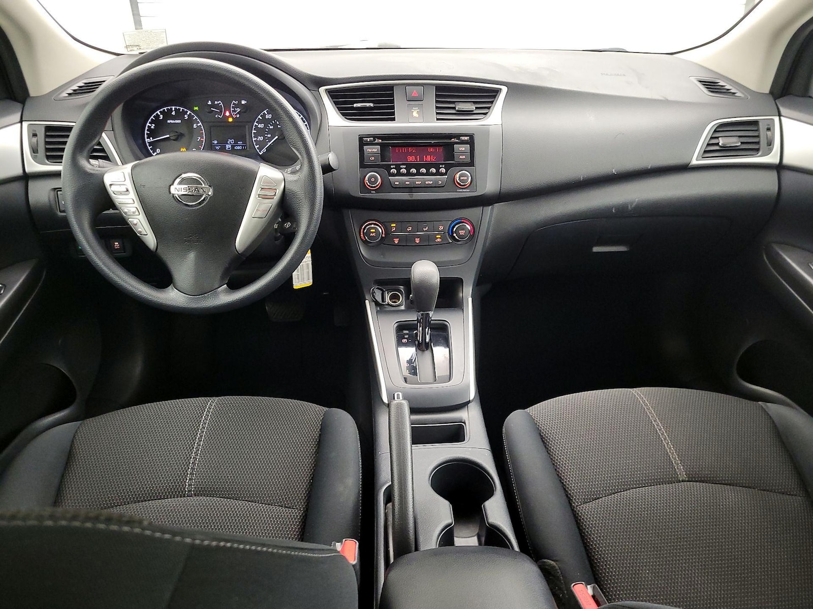 2017 Nissan Sentra S - Photo 10
