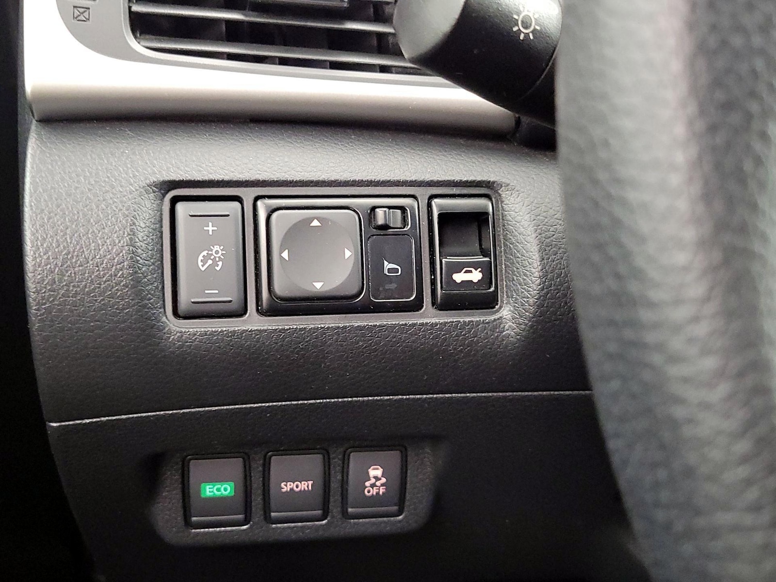 2017 Nissan Sentra S - Photo 14