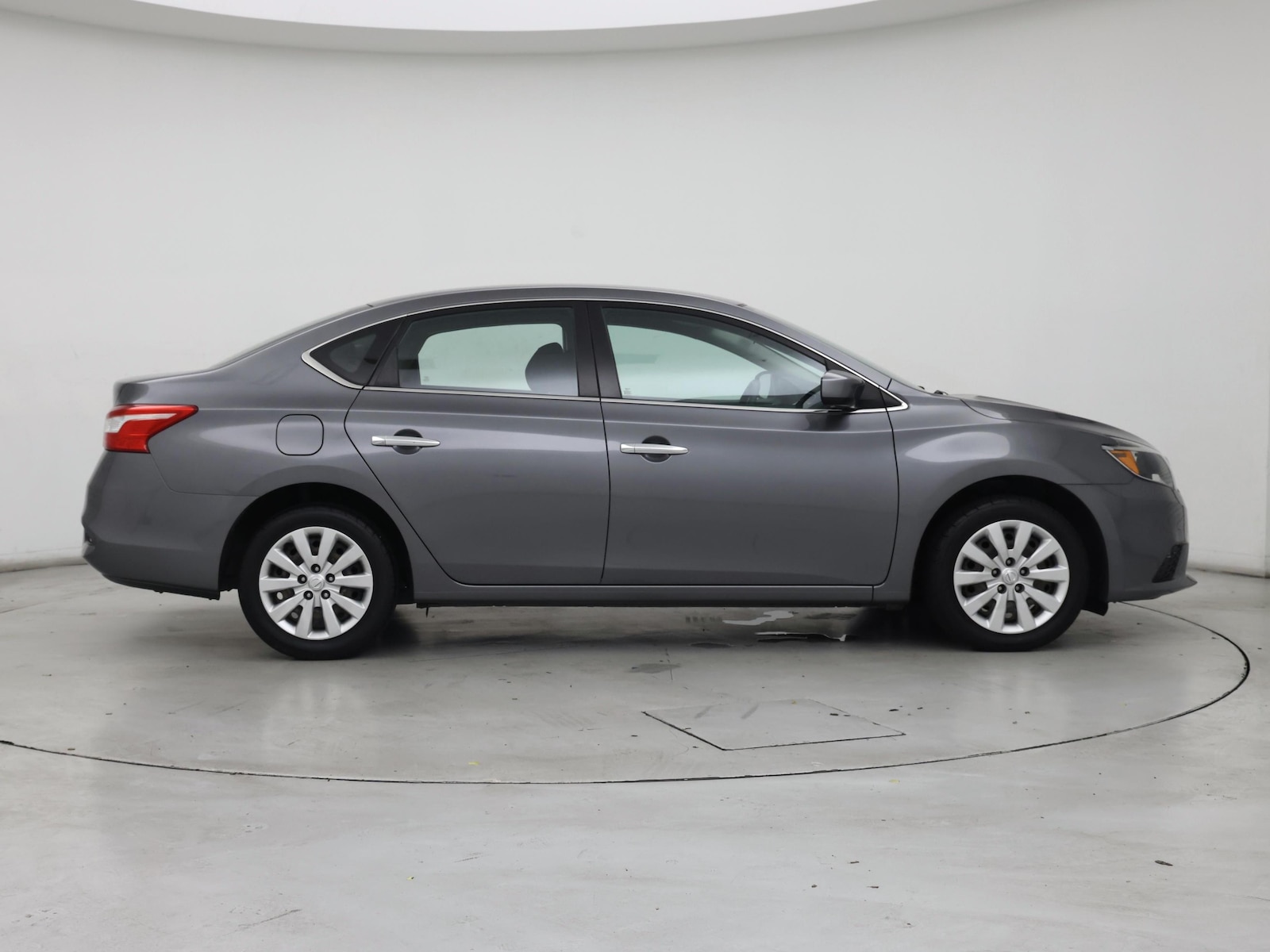 2017 Nissan Sentra S - Photo 8