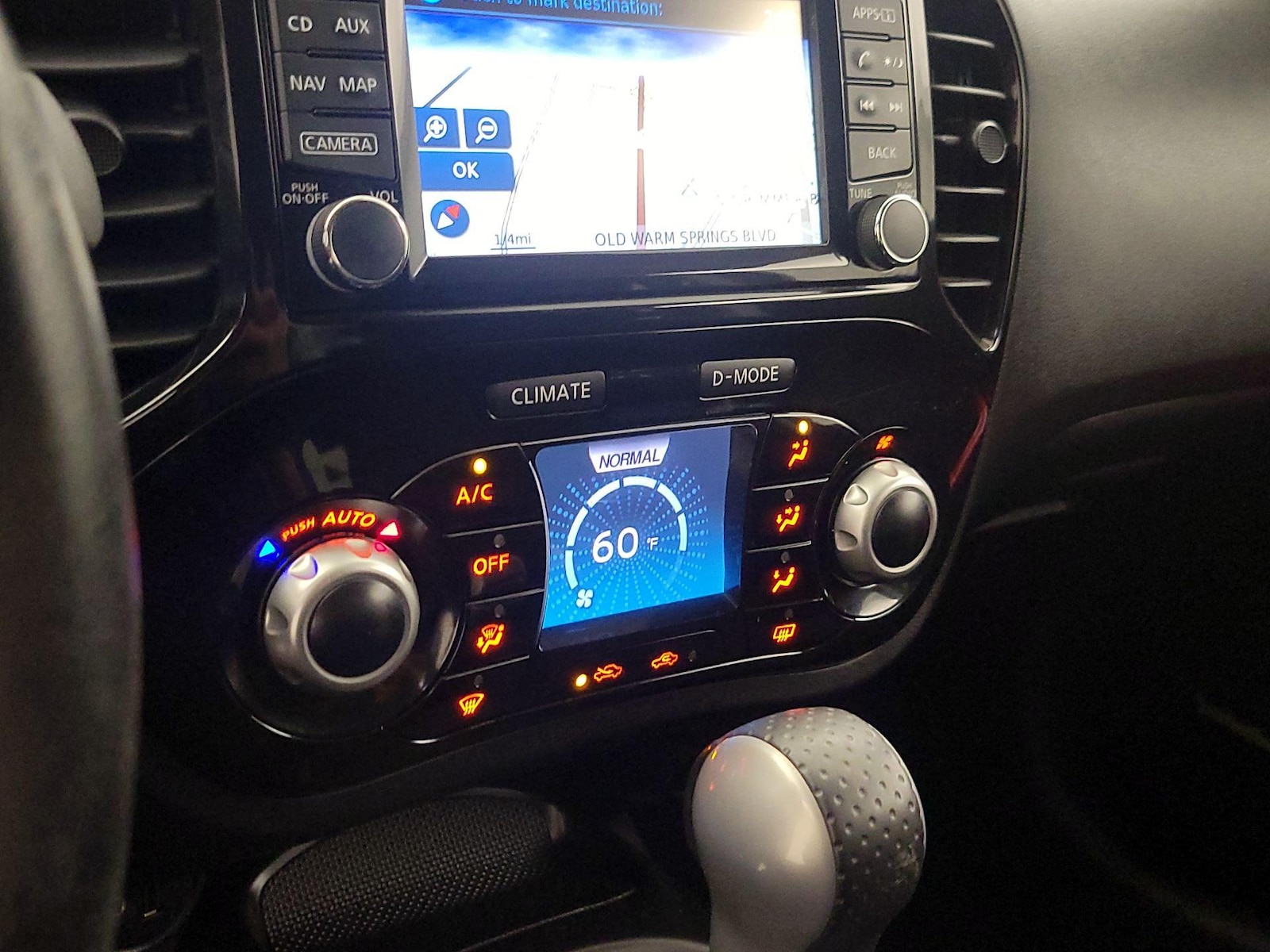 2015 Nissan JUKE SV - Photo 17