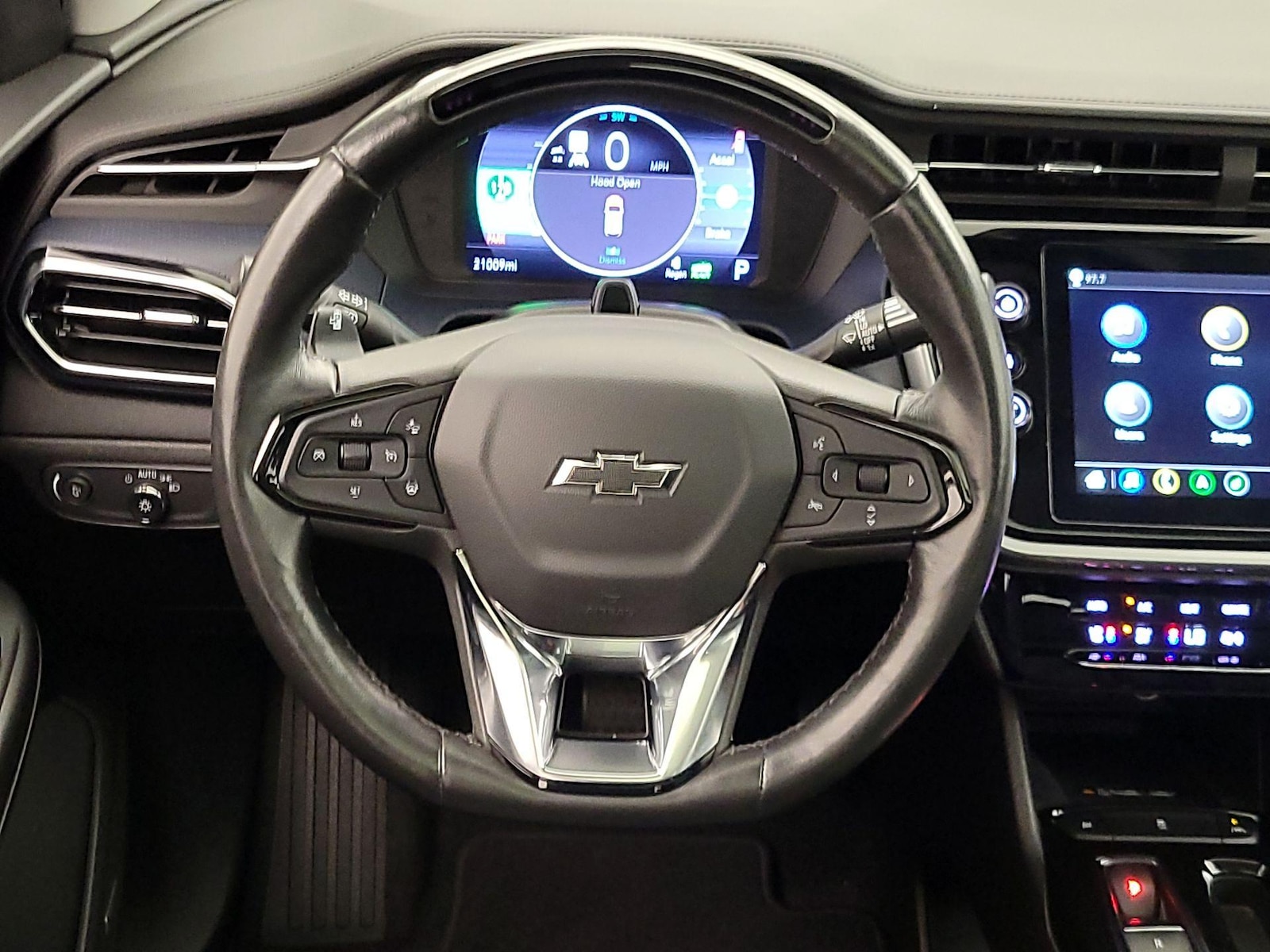 2023 Chevrolet Bolt EUV Premier - Photo 11
