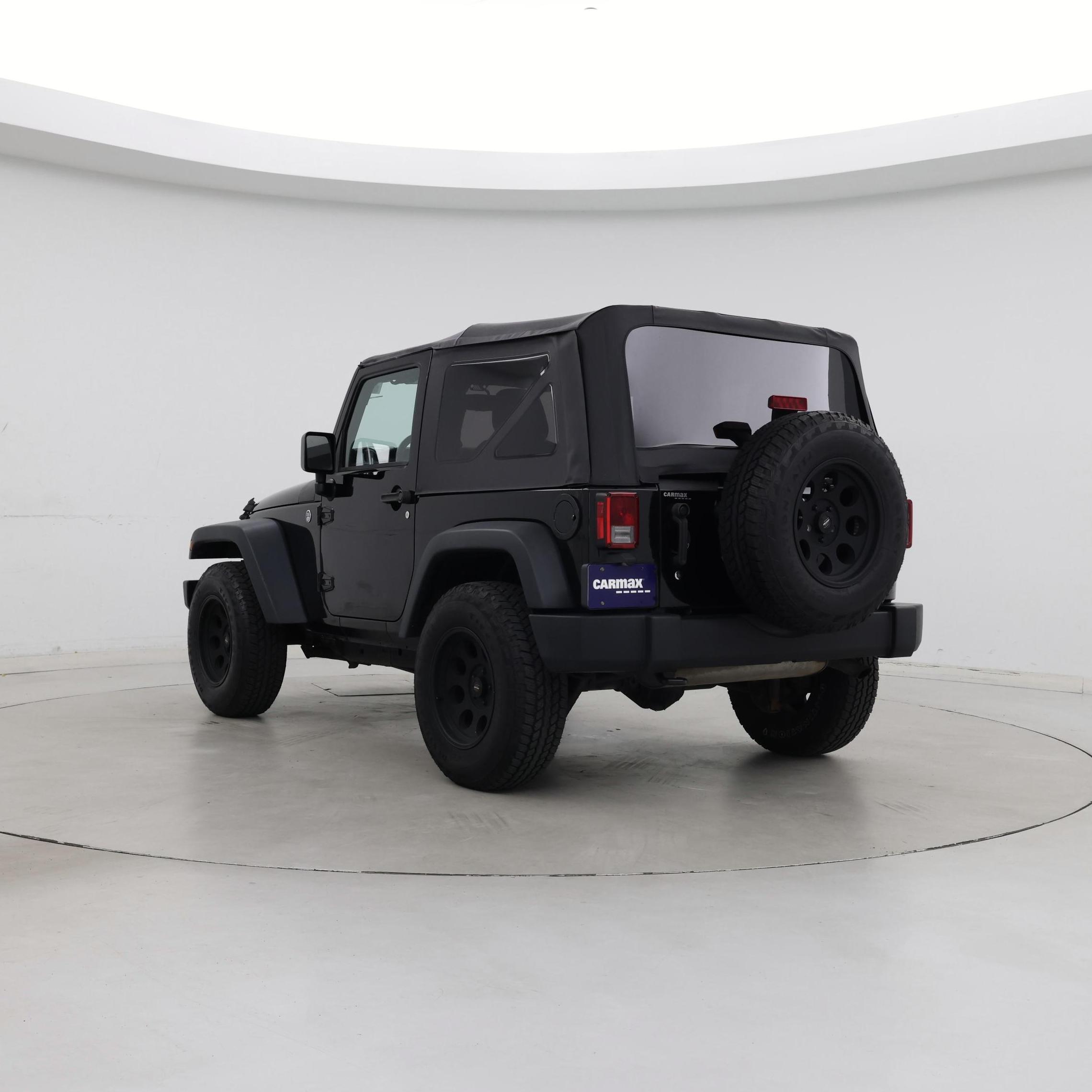 Thumbnail: 2015 Jeep Wrangler - 2